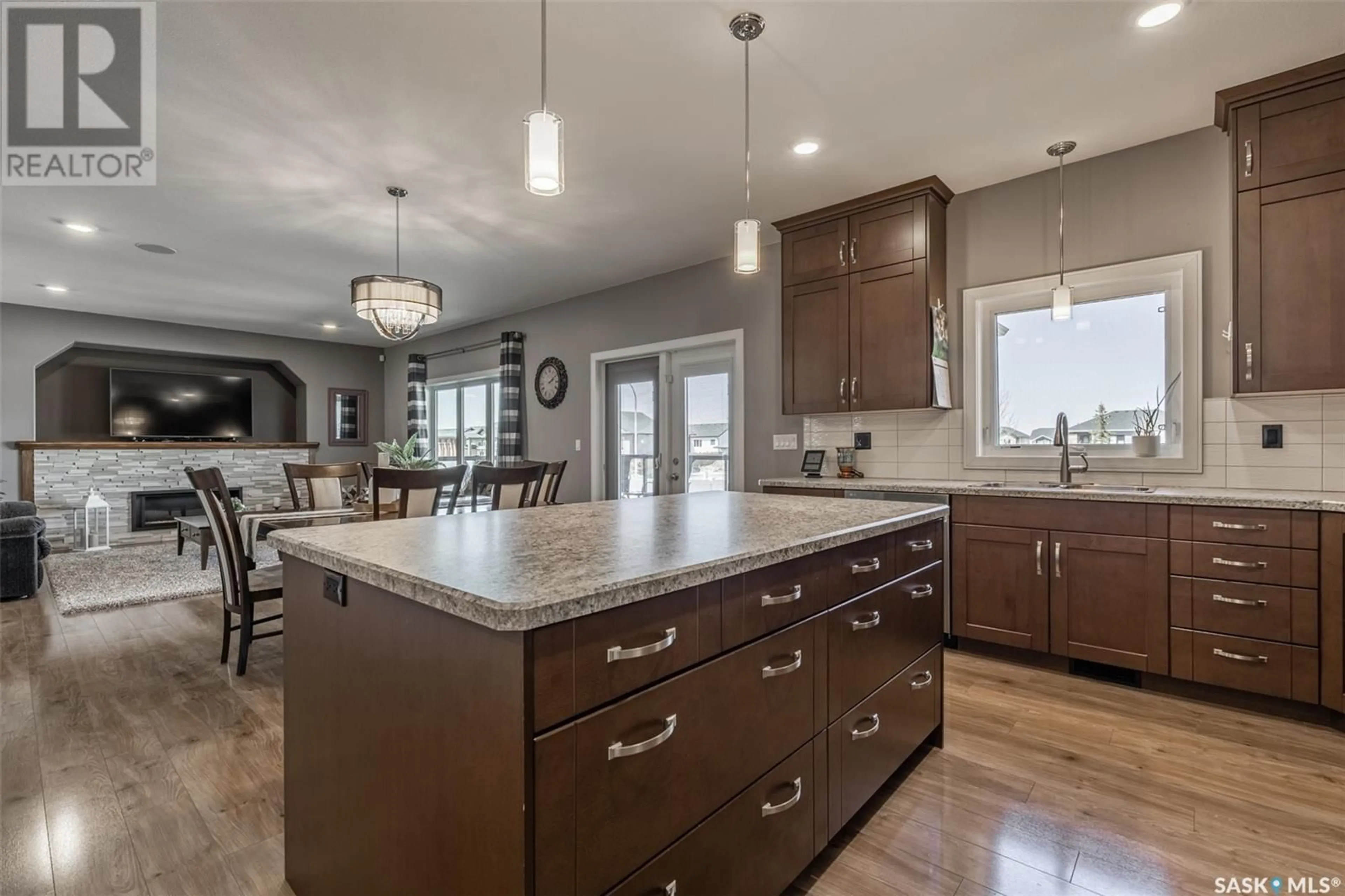 Open concept kitchen, unknown for 610 CASPER COVE, Warman Saskatchewan S0K4S4