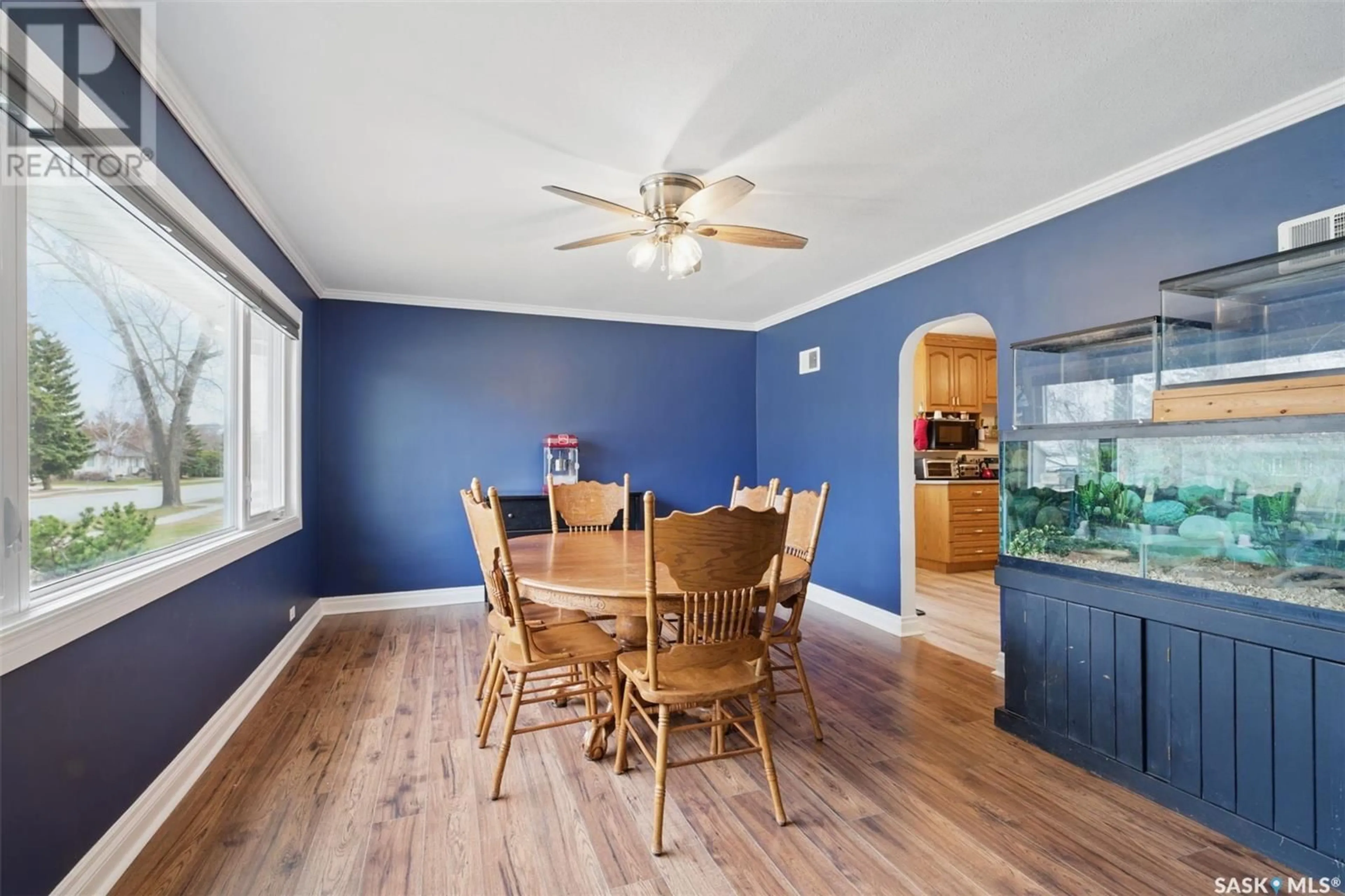 Dining room, wood/laminate floor for 739 5TH STREET, Humboldt Saskatchewan S0K2A0