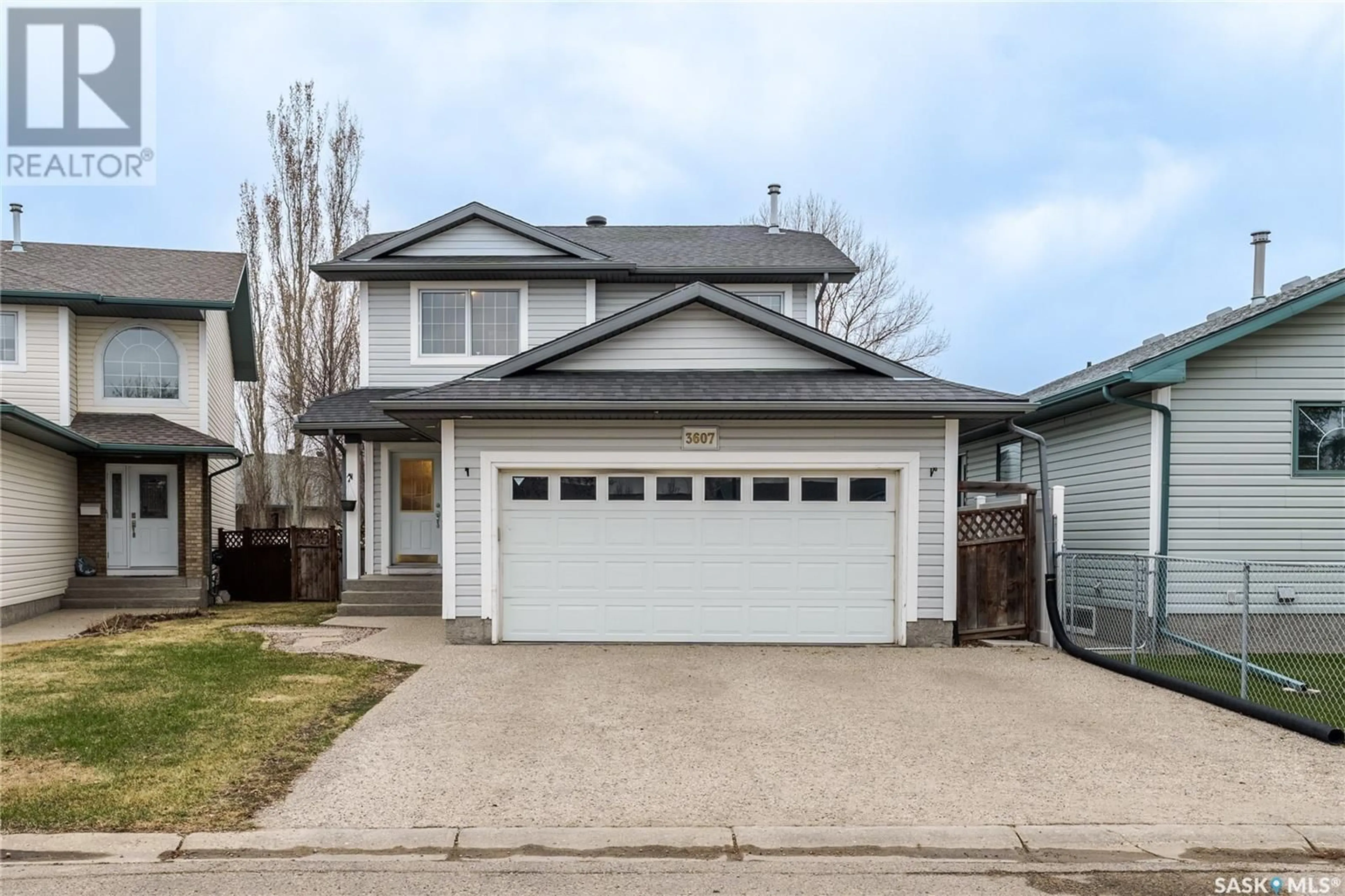 Home with vinyl exterior material, street for E - 3607 STARLING PLACE, Regina Saskatchewan S4N7K4