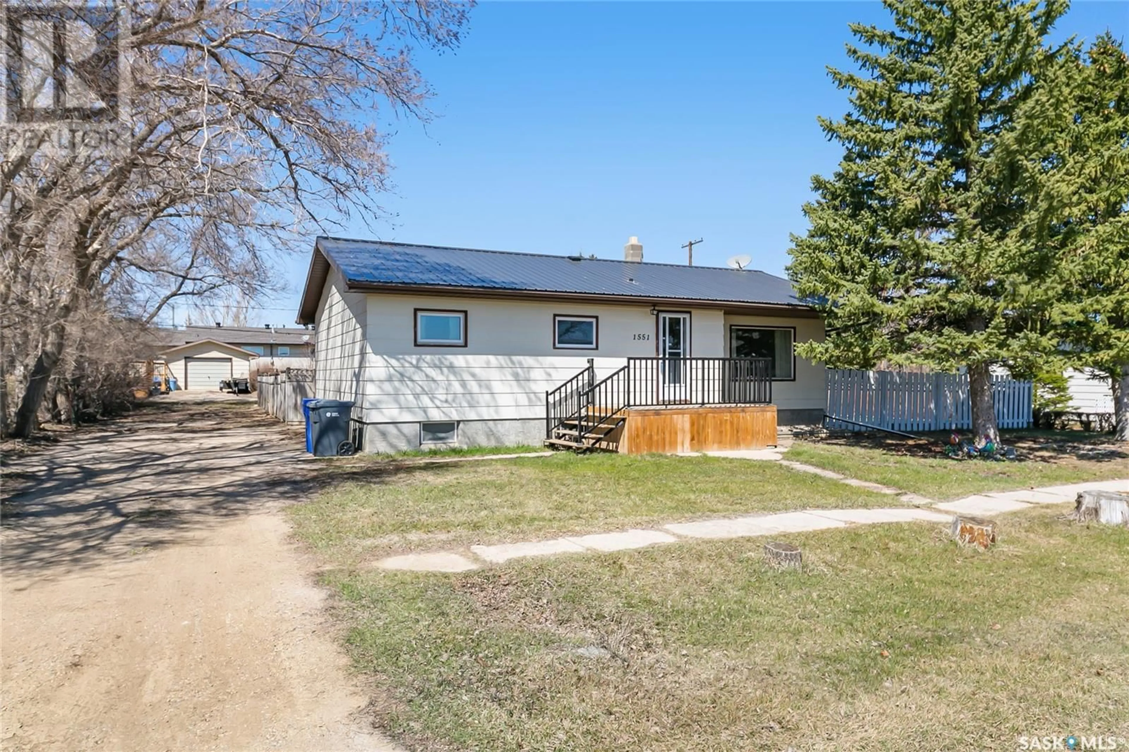 Unknown for 1551 FROHLICK STREET, Holdfast Saskatchewan S0G2H0