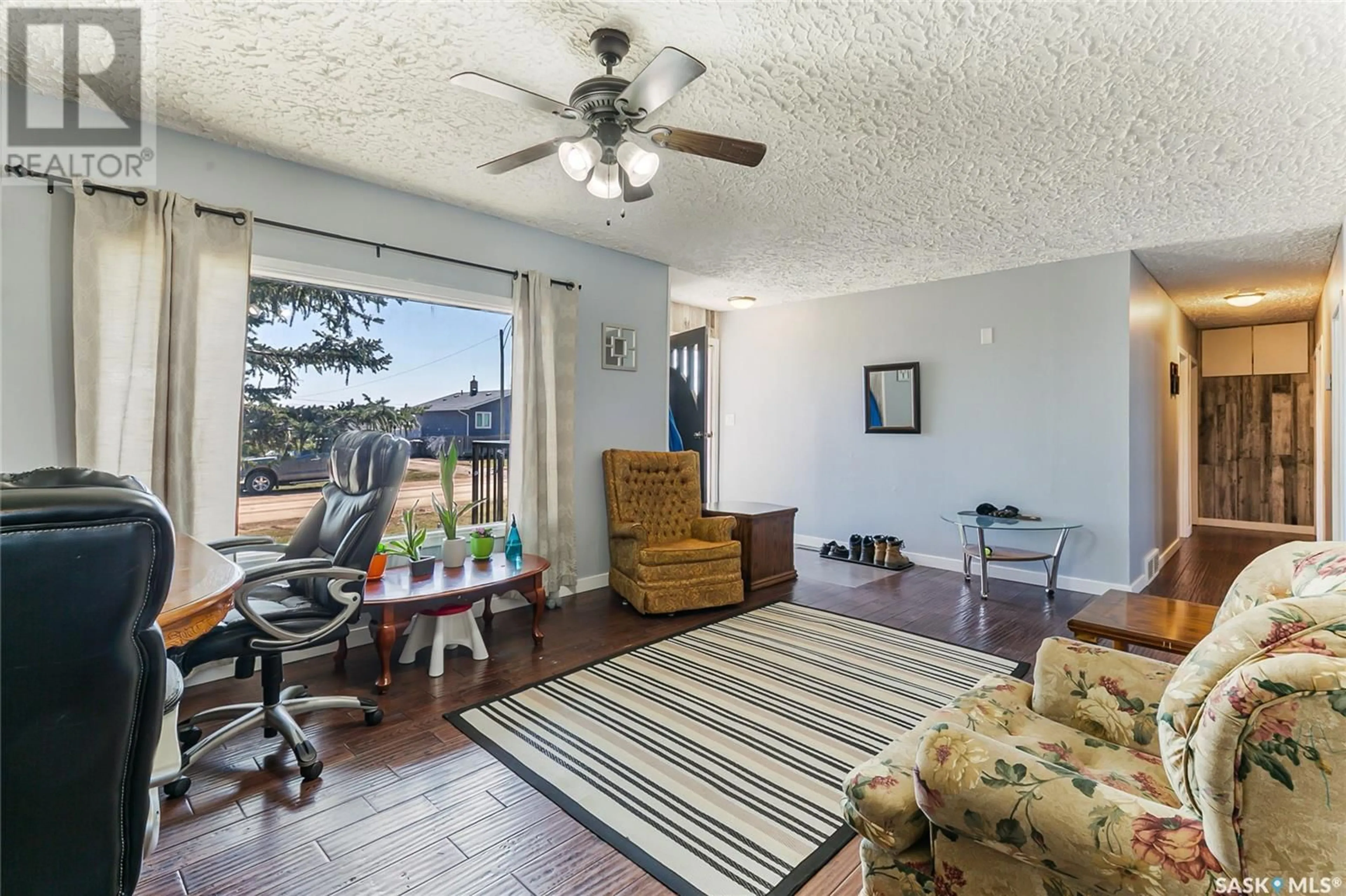Living room with furniture, unknown for 1551 FROHLICK STREET, Holdfast Saskatchewan S0G2H0