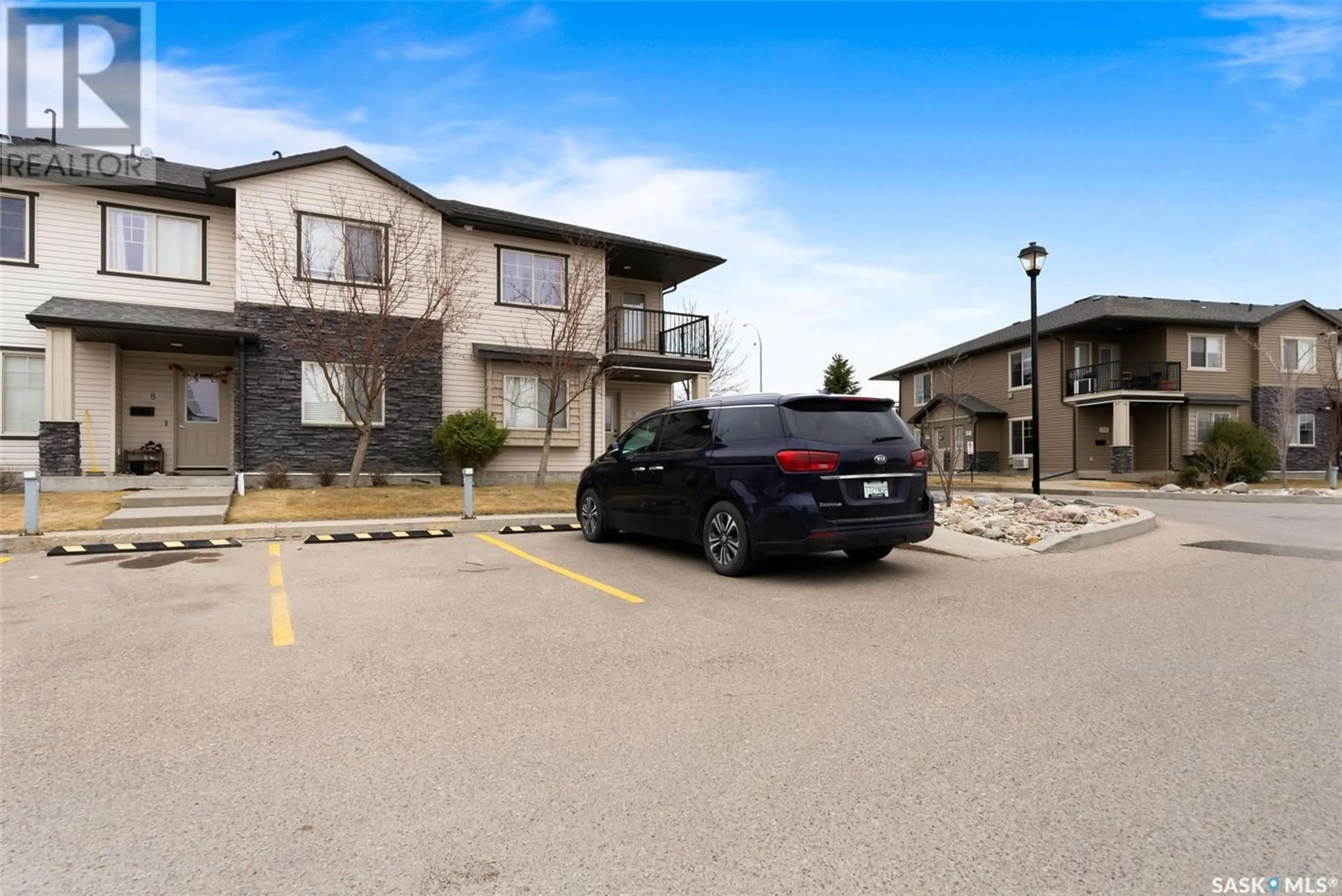 Unknown for 7 - 5011 JAMES HILL ROAD, Regina Saskatchewan S4W0B9