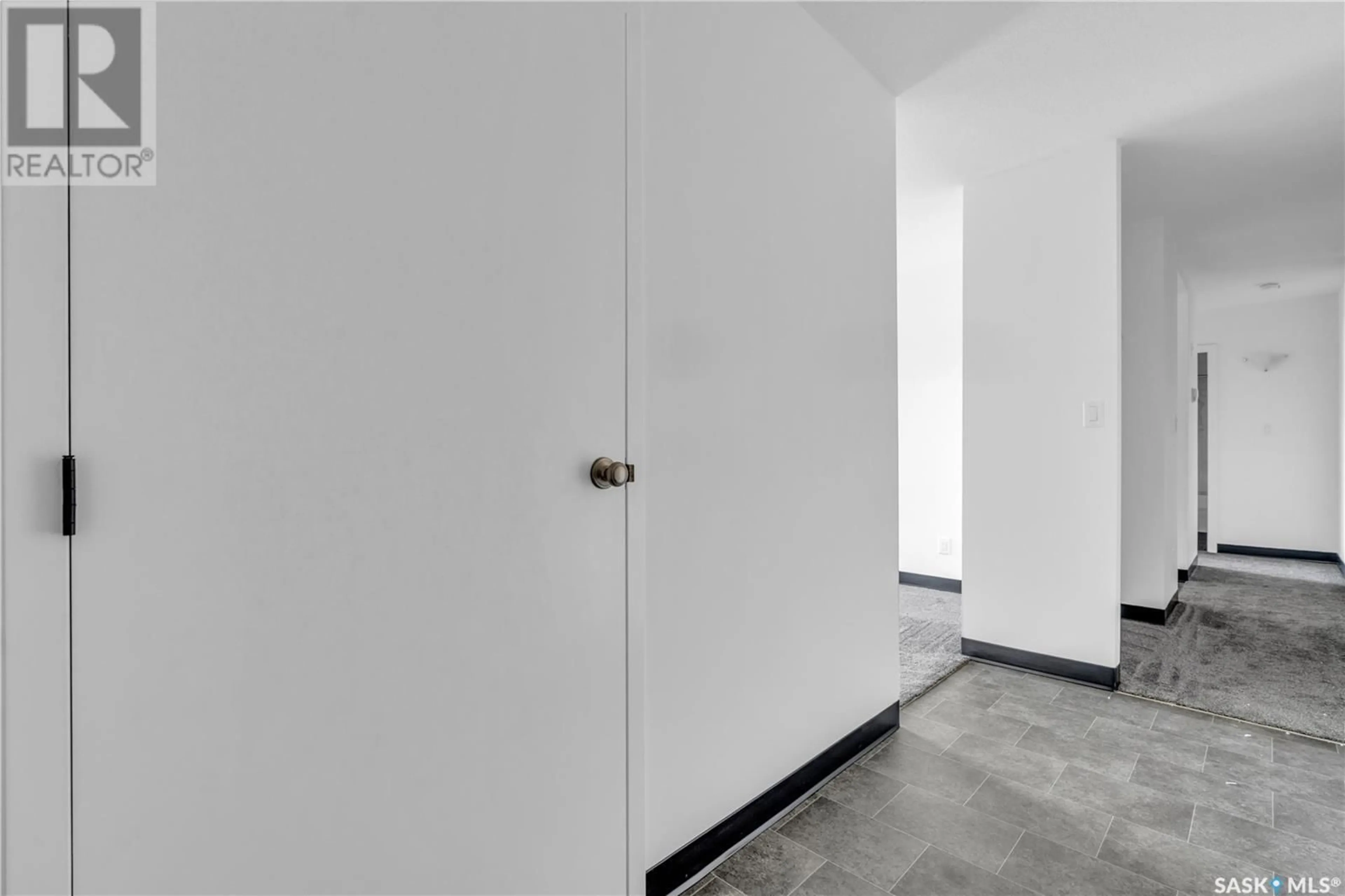 Unknown for 44 31 CENTENNIAL STREET, Regina Saskatchewan S4S6P8