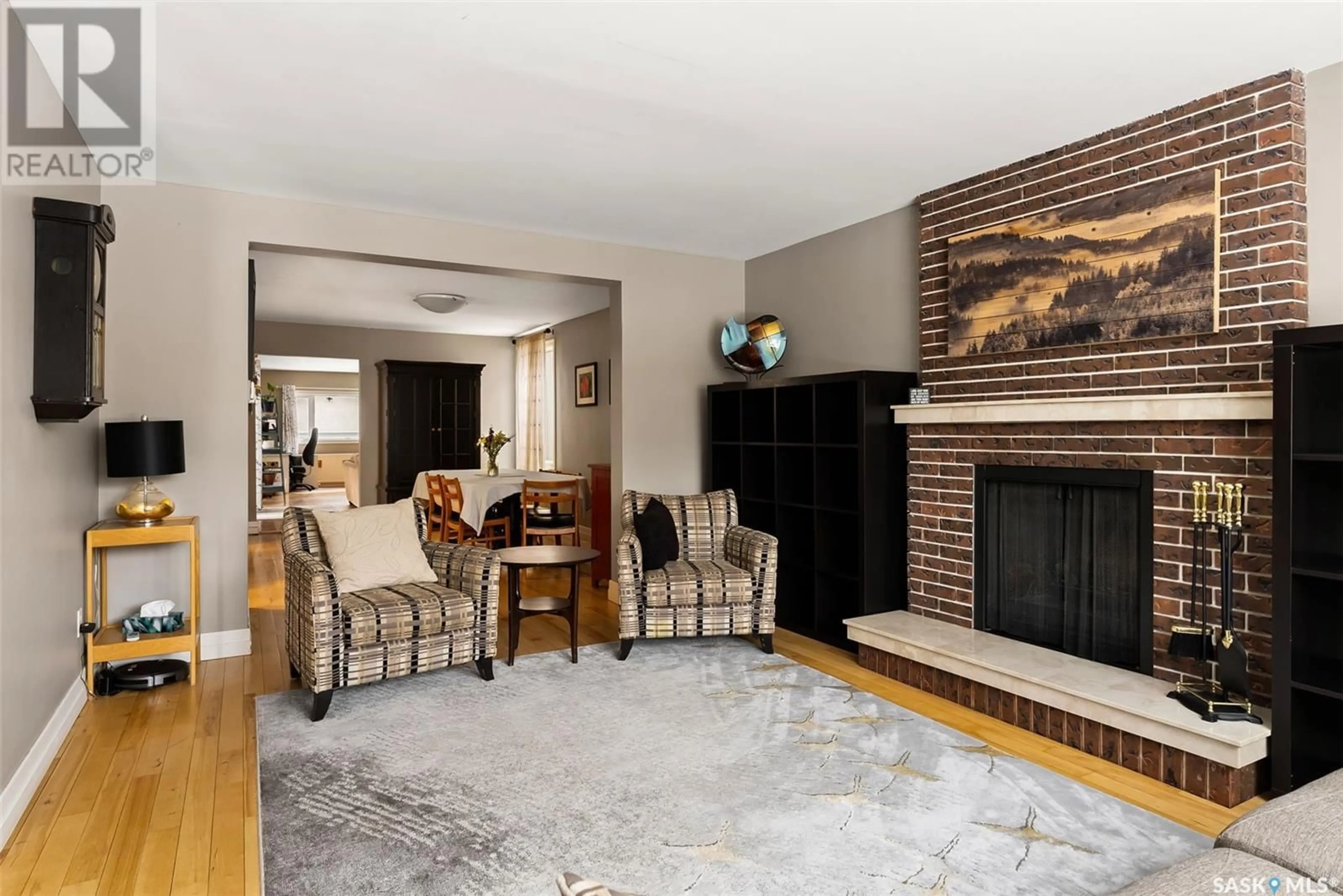 Living room with furniture, unknown for 2930 ANGUS STREET, Regina Saskatchewan S4S1N9