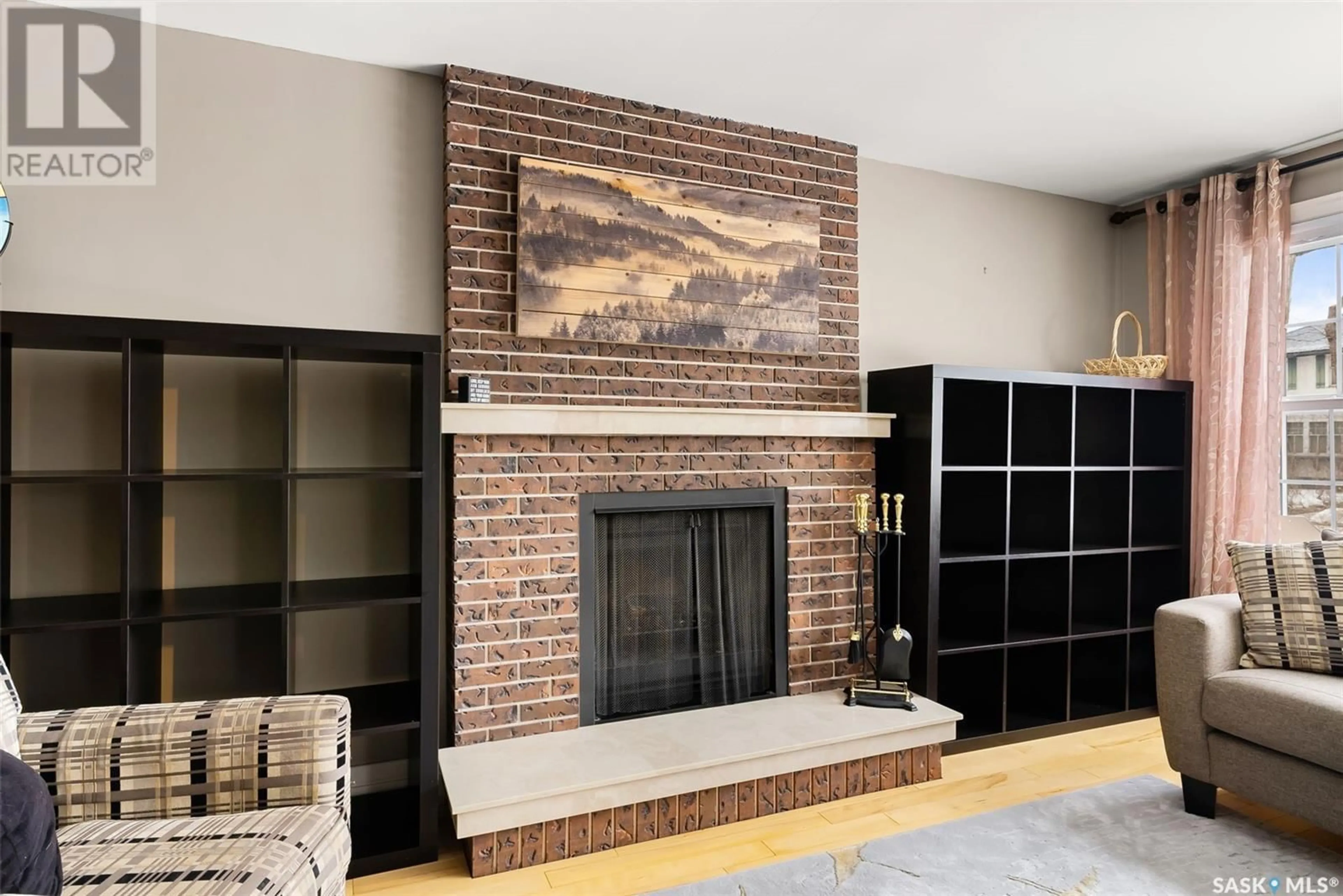 Living room with furniture, unknown for 2930 ANGUS STREET, Regina Saskatchewan S4S1N9