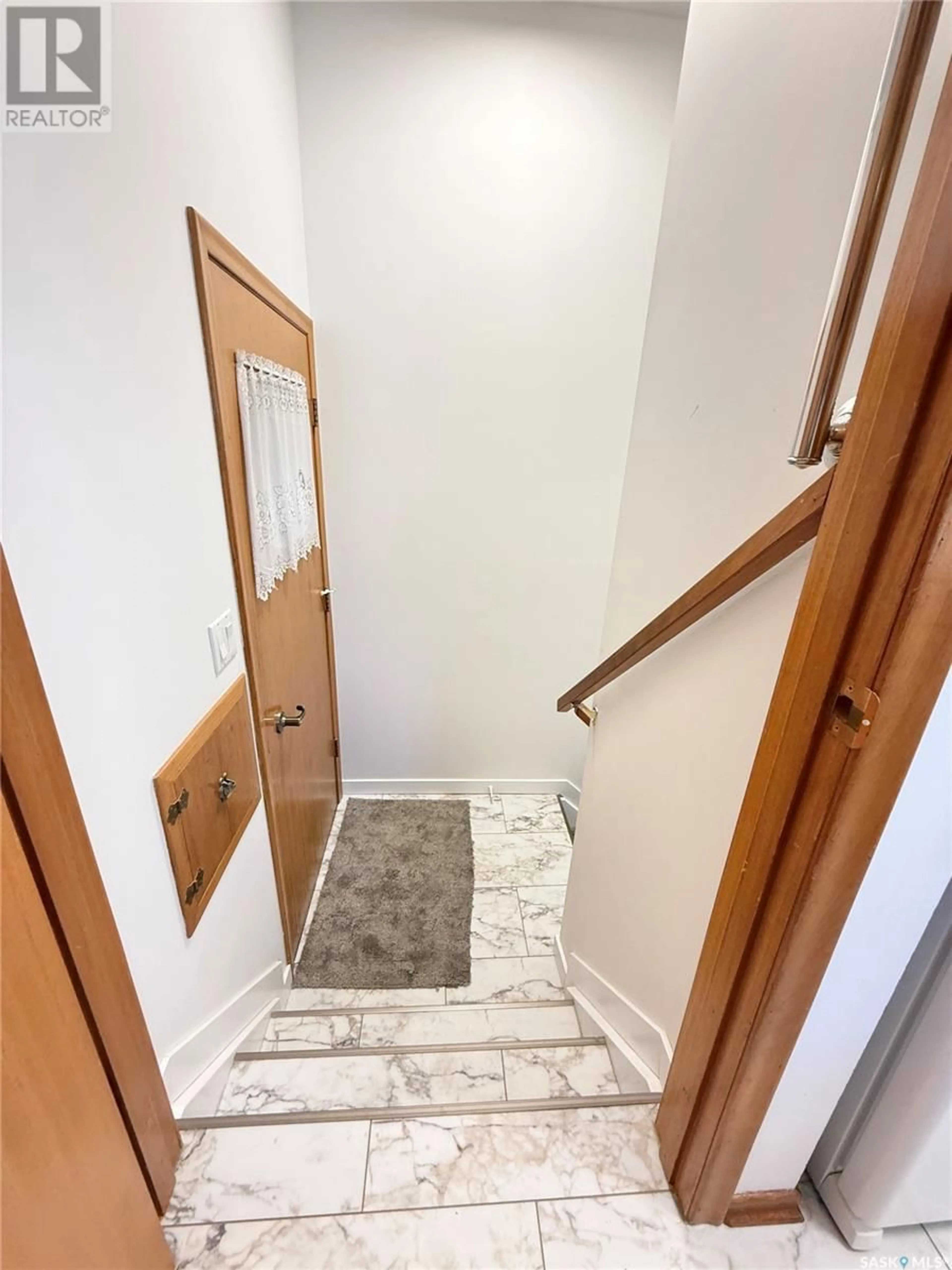 Unknown for 716 WINDSOR STREET, Weyburn Saskatchewan S4H0X4