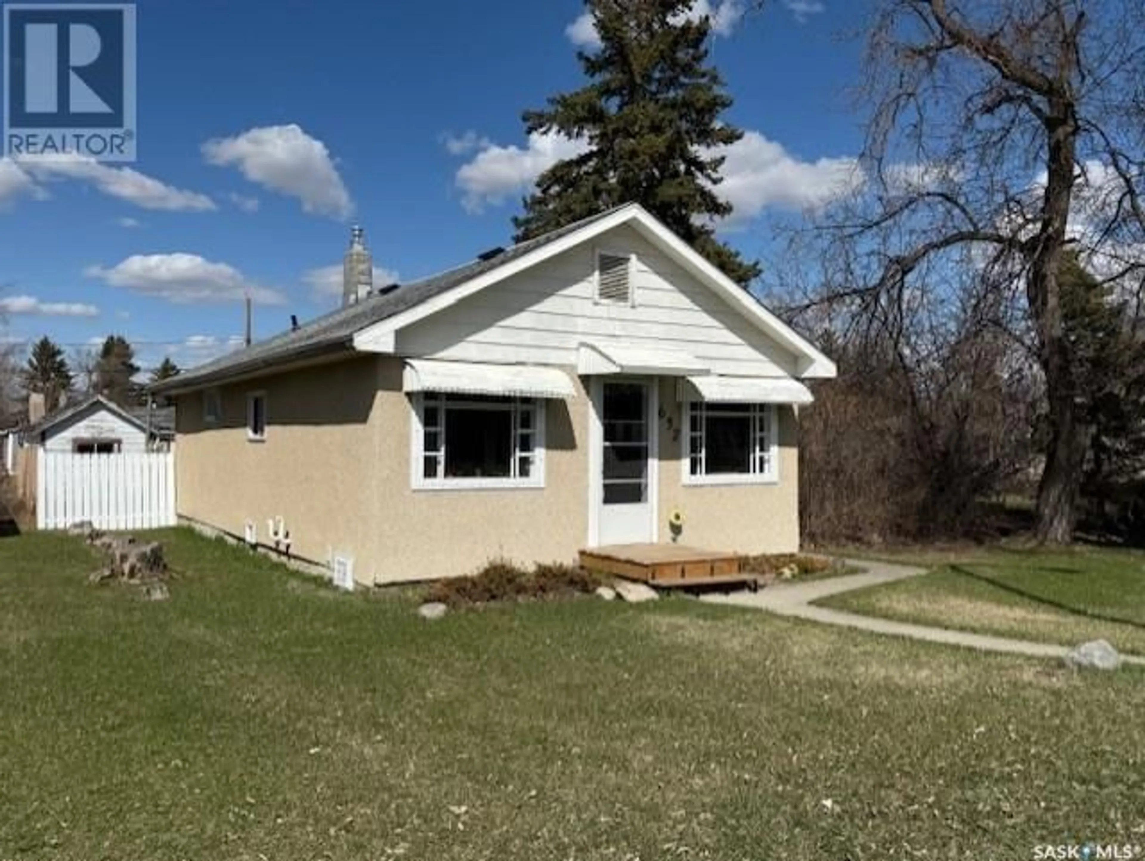Unknown for 632 3RD AVENUE, Melville Saskatchewan S0A2P0