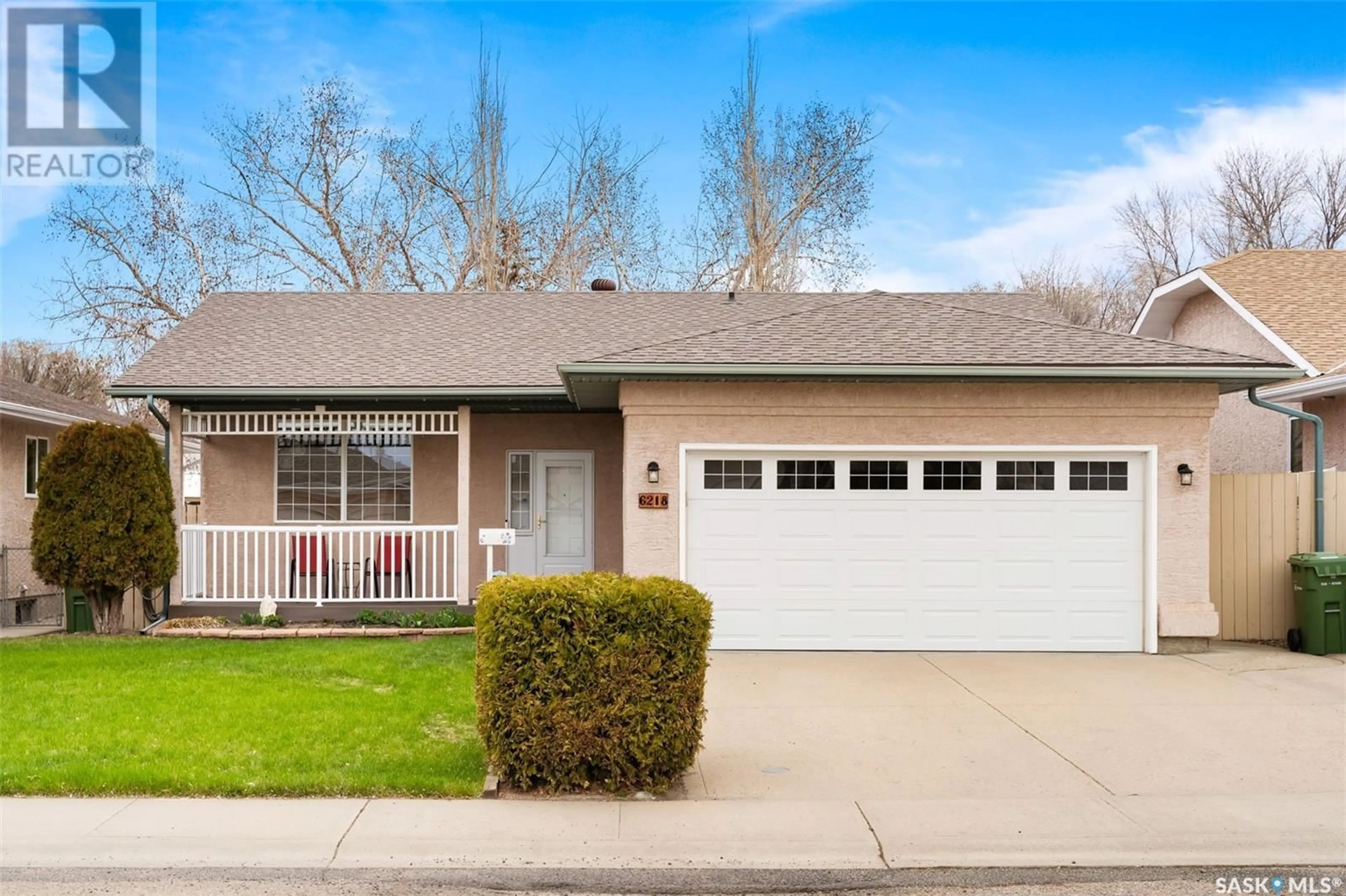 Home with vinyl exterior material, street for 6218 BRUNSKILL PLACE, Regina Saskatchewan S4T7W8