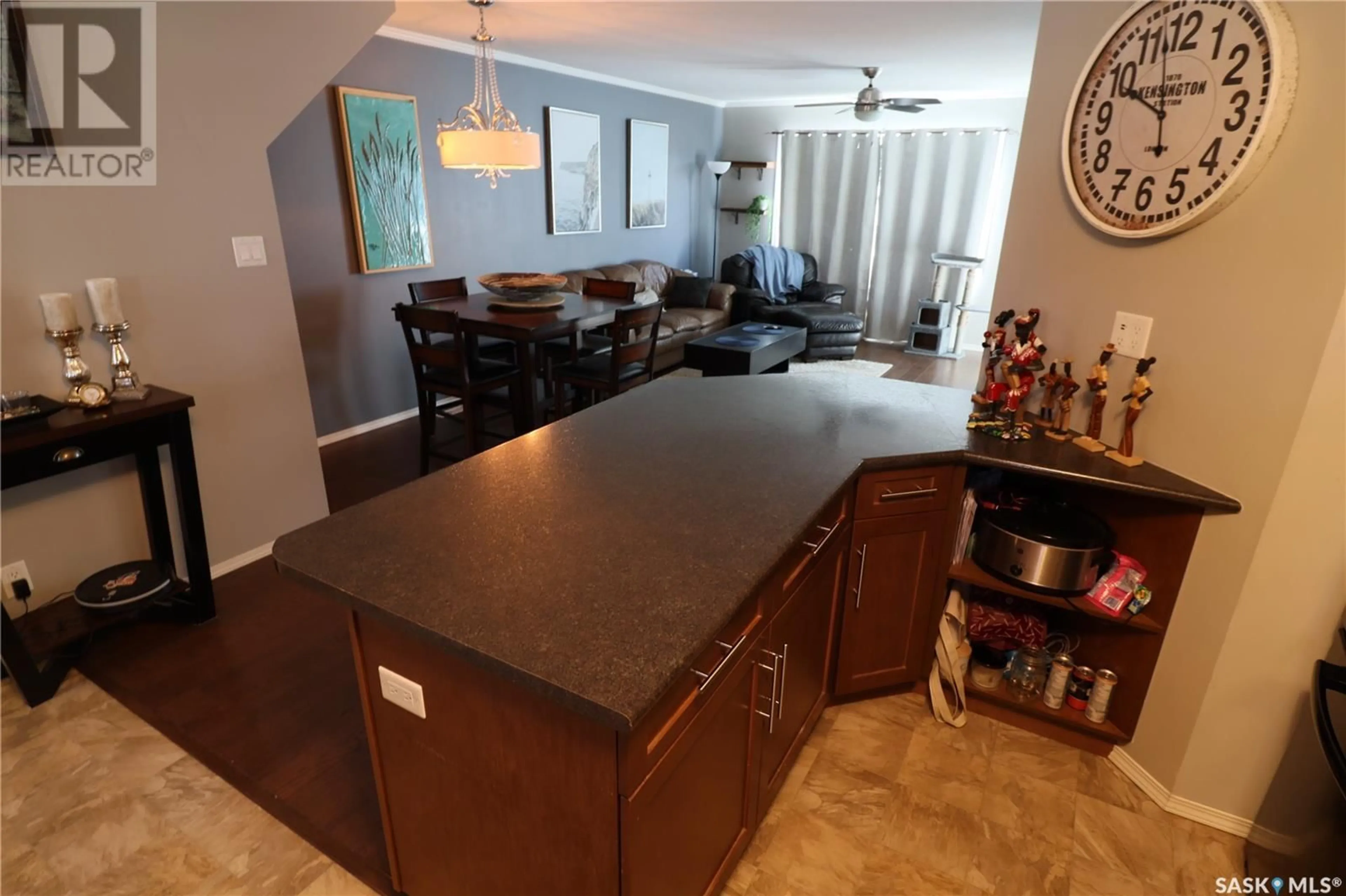 Open concept kitchen, unknown for 102 - 108 MANEK ROAD, Saskatoon Saskatchewan S7W0V2