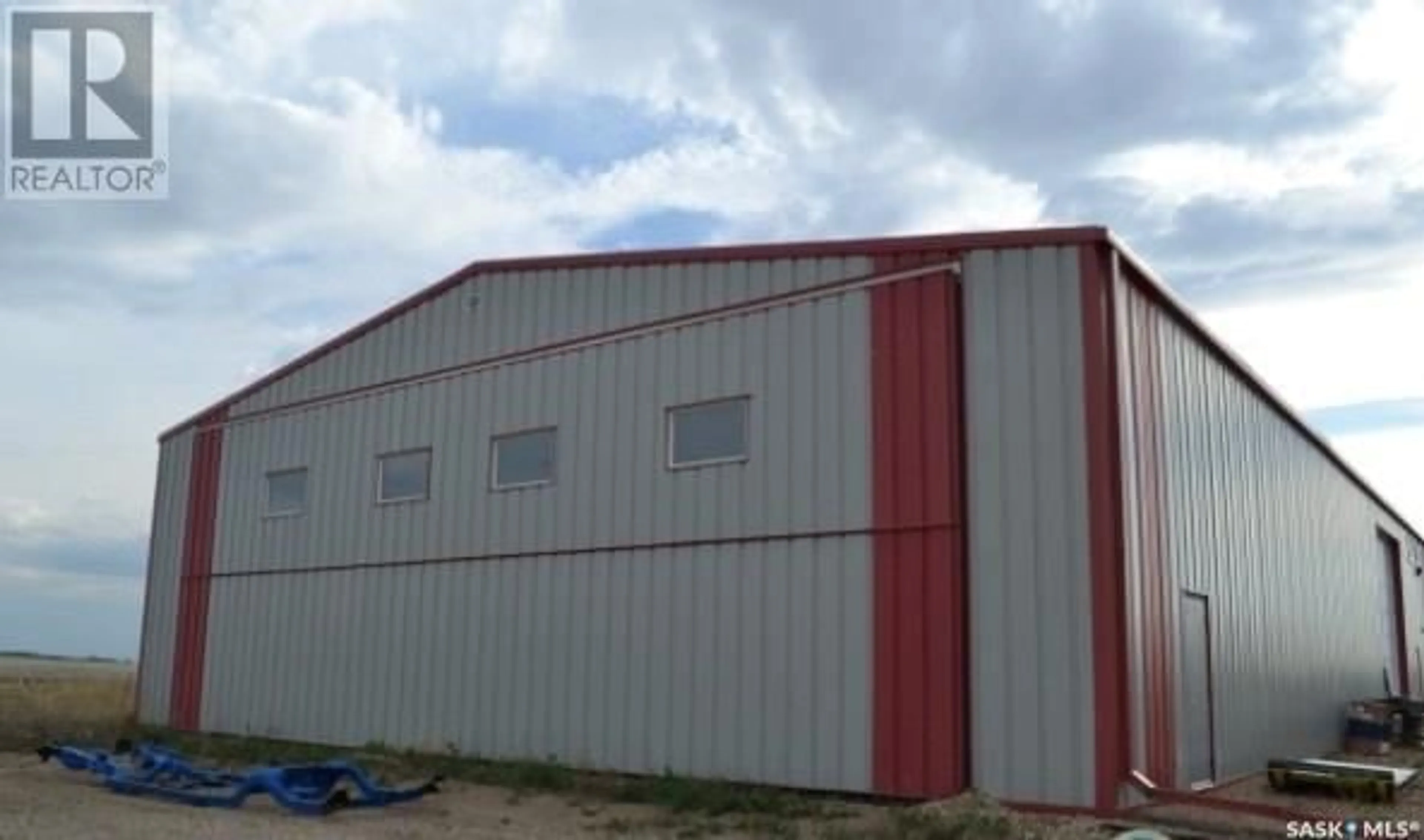 Shed for AIRCRAFT HANGAR ACREAGE, Aberdeen Rm No. 373 Saskatchewan S0K0A0