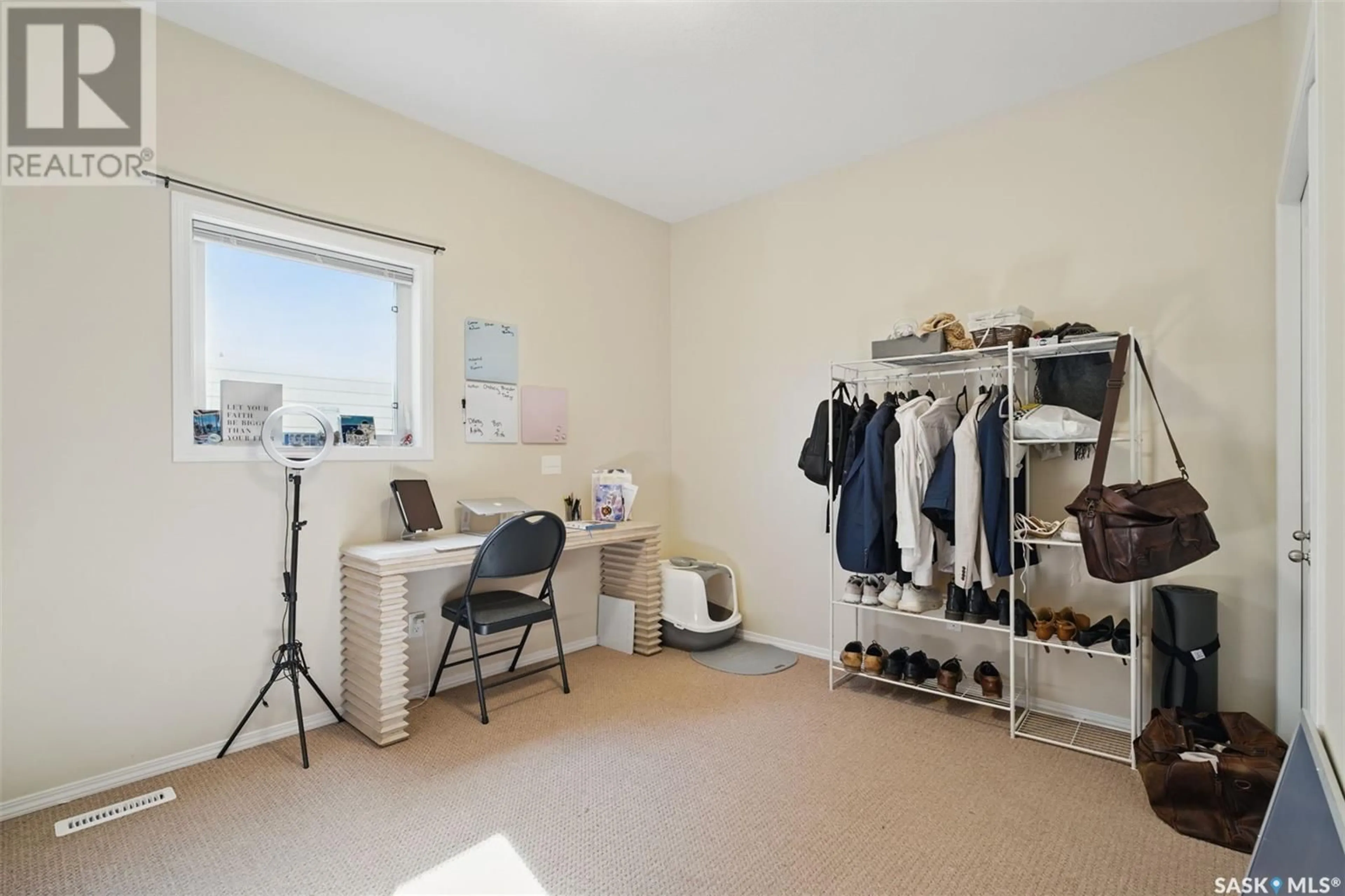 A pic of a room for 203 LANGLOIS WAY, Saskatoon Saskatchewan S7T0K8