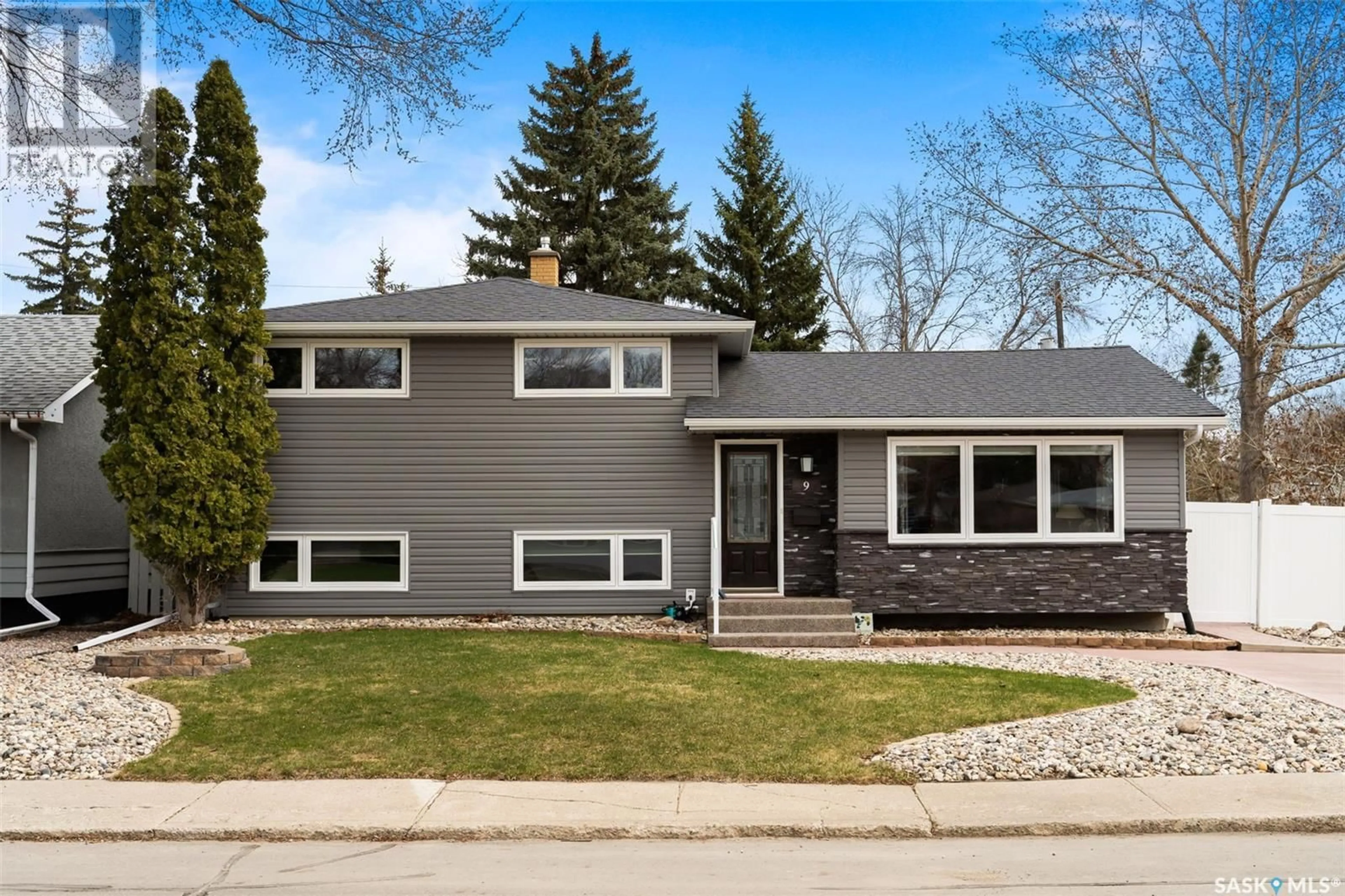 Home with vinyl exterior material, street for 9 PROBE STREET, Regina Saskatchewan S4R4V2