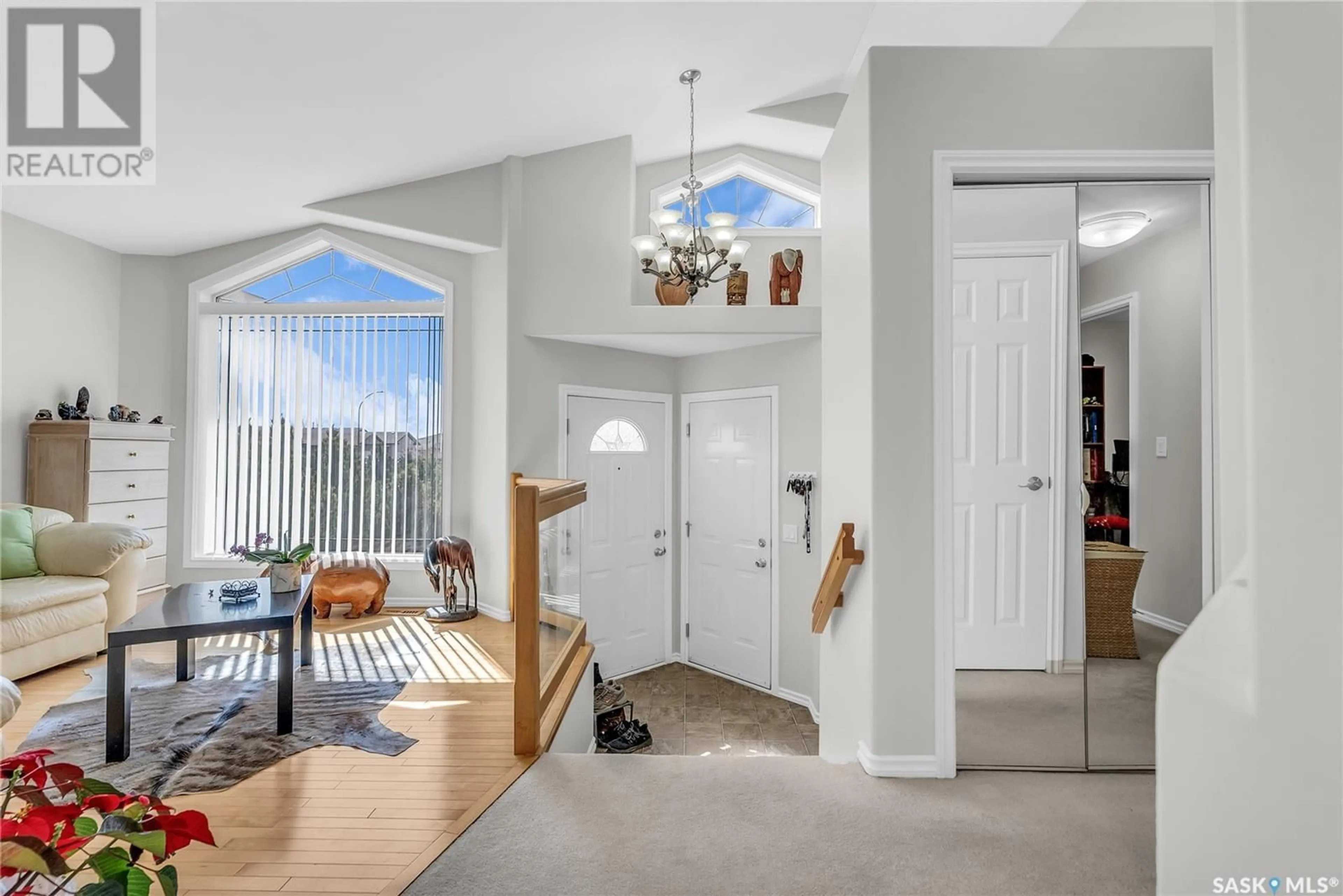 Indoor entryway for 520 CRYSTAL CRESCENT, Warman Saskatchewan S0K4S5