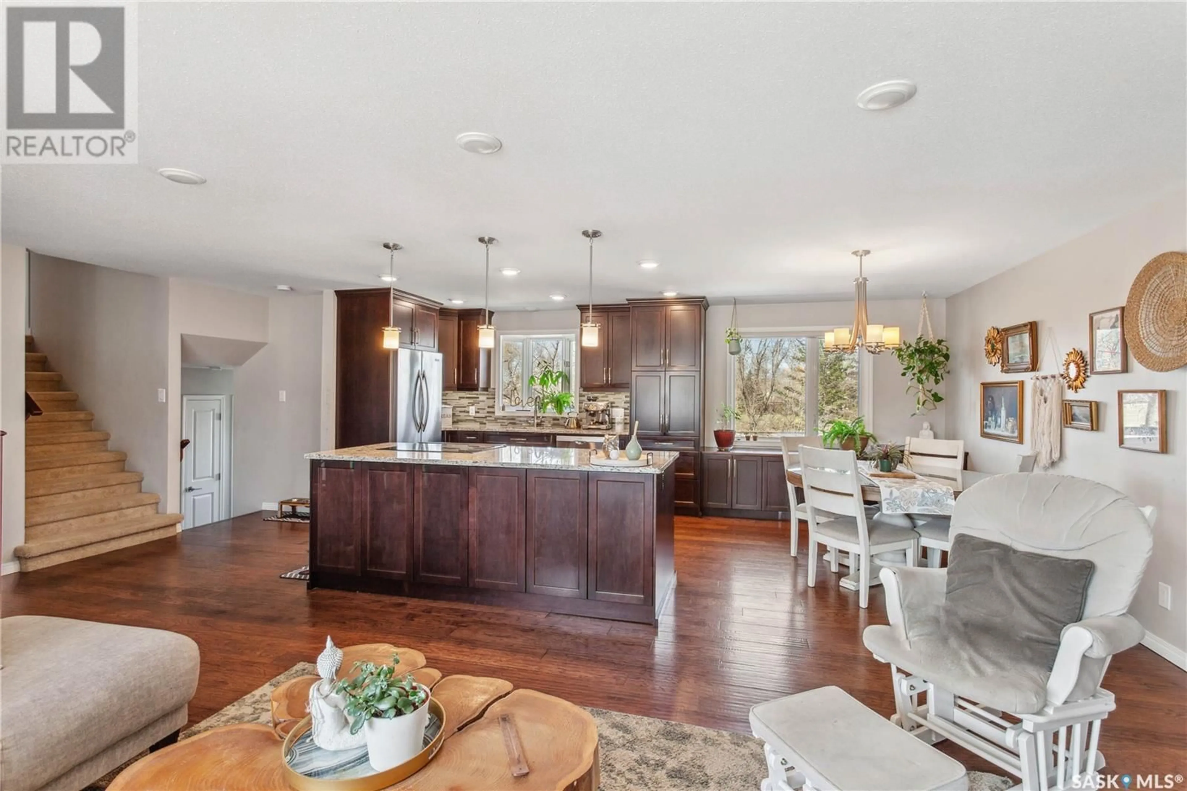 Open concept kitchen, unknown for 66 DUNCAN CRESCENT, Saskatoon Saskatchewan S7H4K4