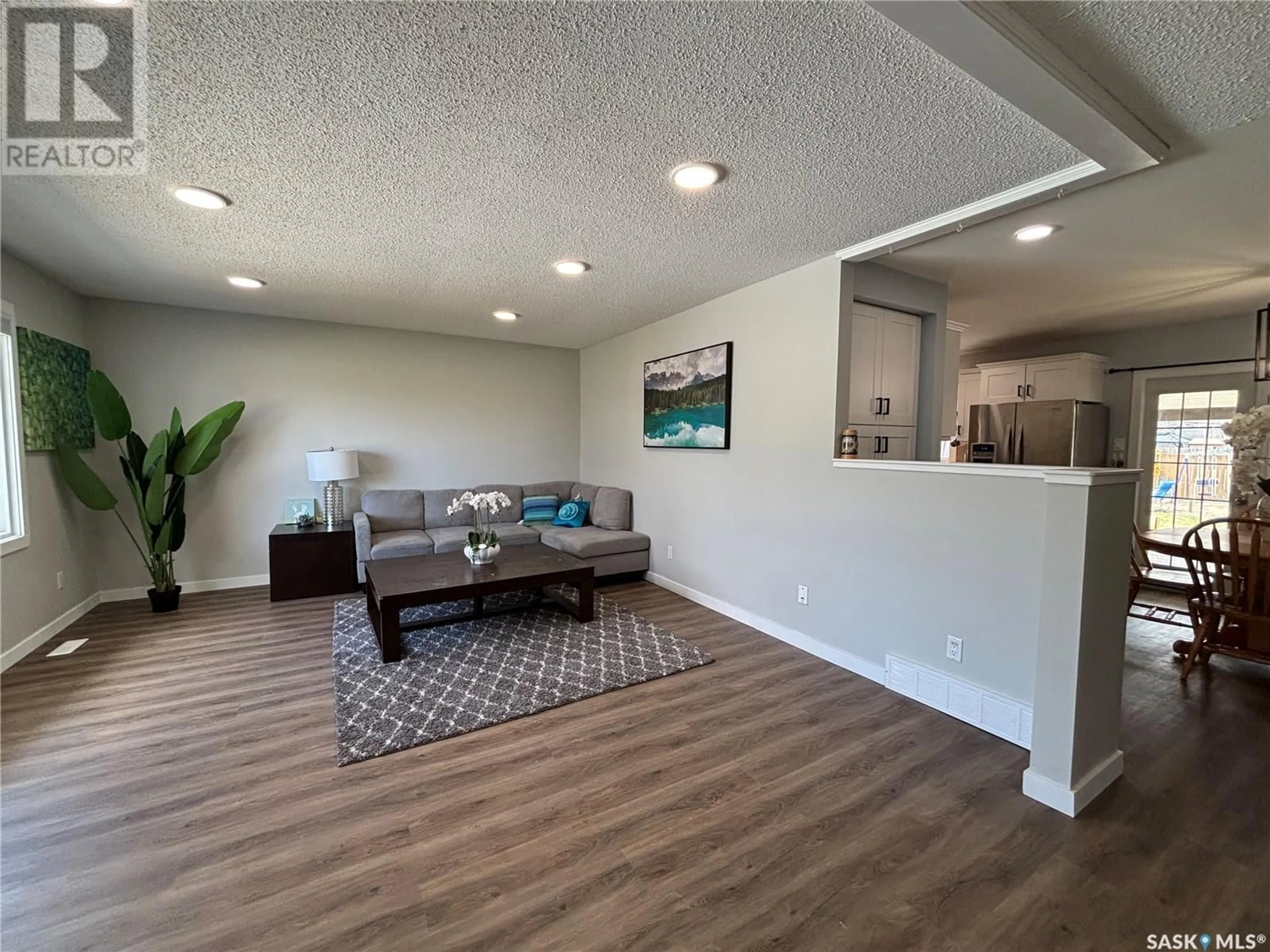 Living room with furniture, unknown for 6 VICKIES PLACE, Saskatoon Saskatchewan S7N2R2