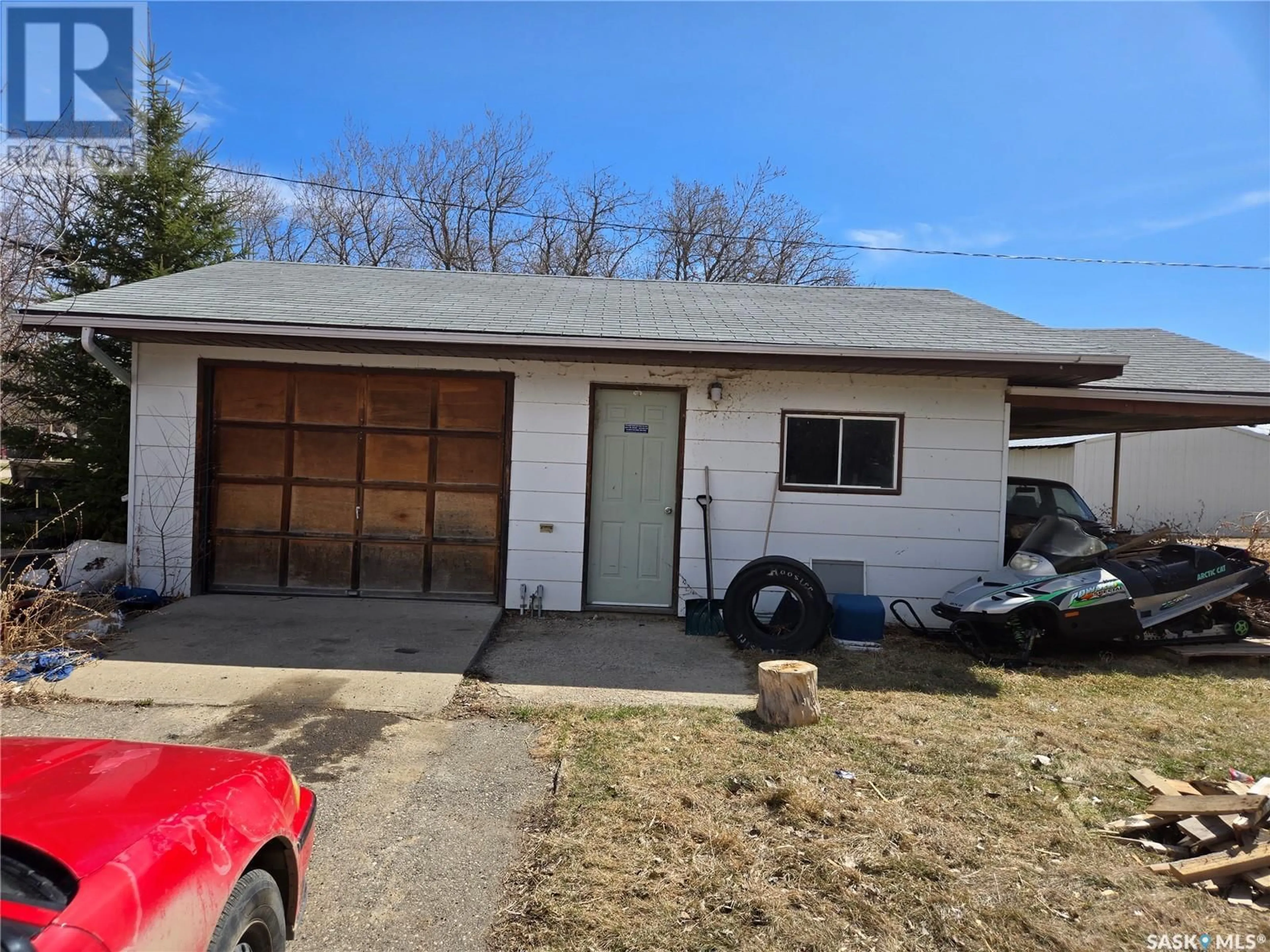 Unknown for 27 NEWCOMBE STREET, Manor Saskatchewan S0C1R0
