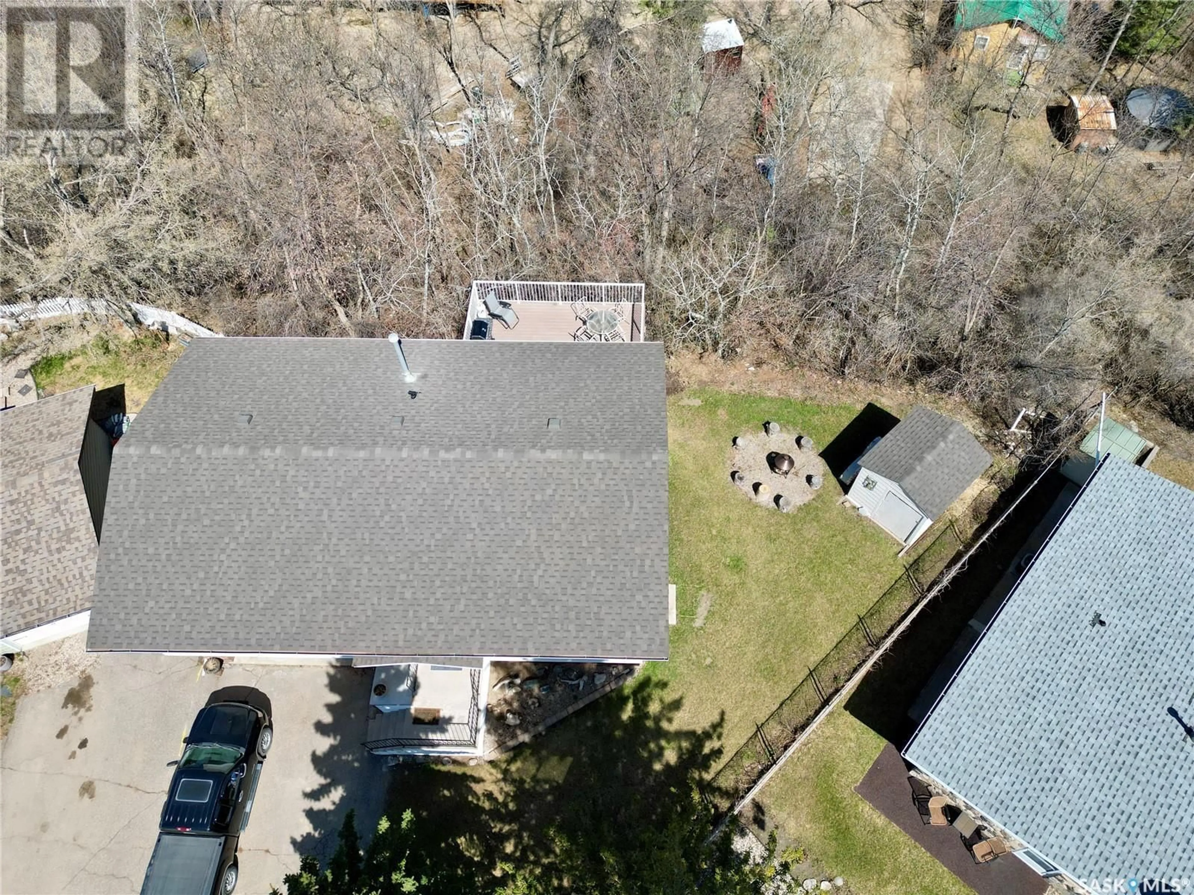 A pic from outside/outdoor area/front of a property/back of a property/a pic from drone, city buildings view from balcony for 106 BARBER PLACE, Regina Beach Saskatchewan S0G4C0