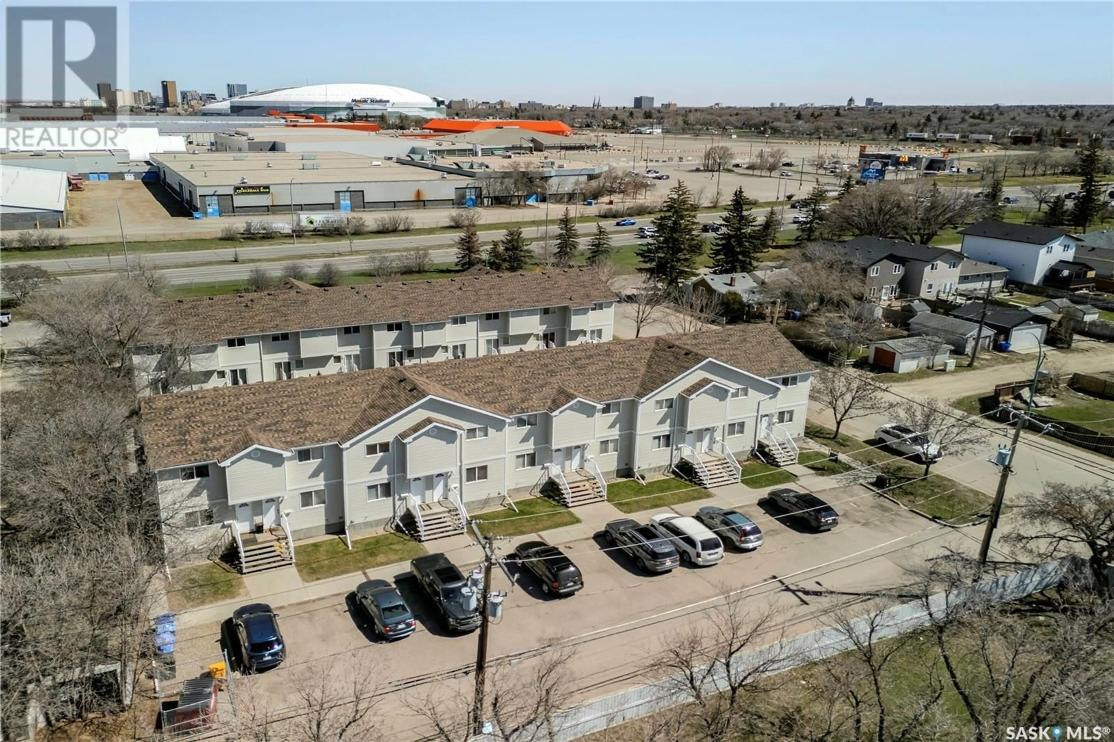 A pic from outside/outdoor area/front of a property/back of a property/a pic from drone, street for 1690 ALEXANDRA STREET, Regina Saskatchewan S4T4P1