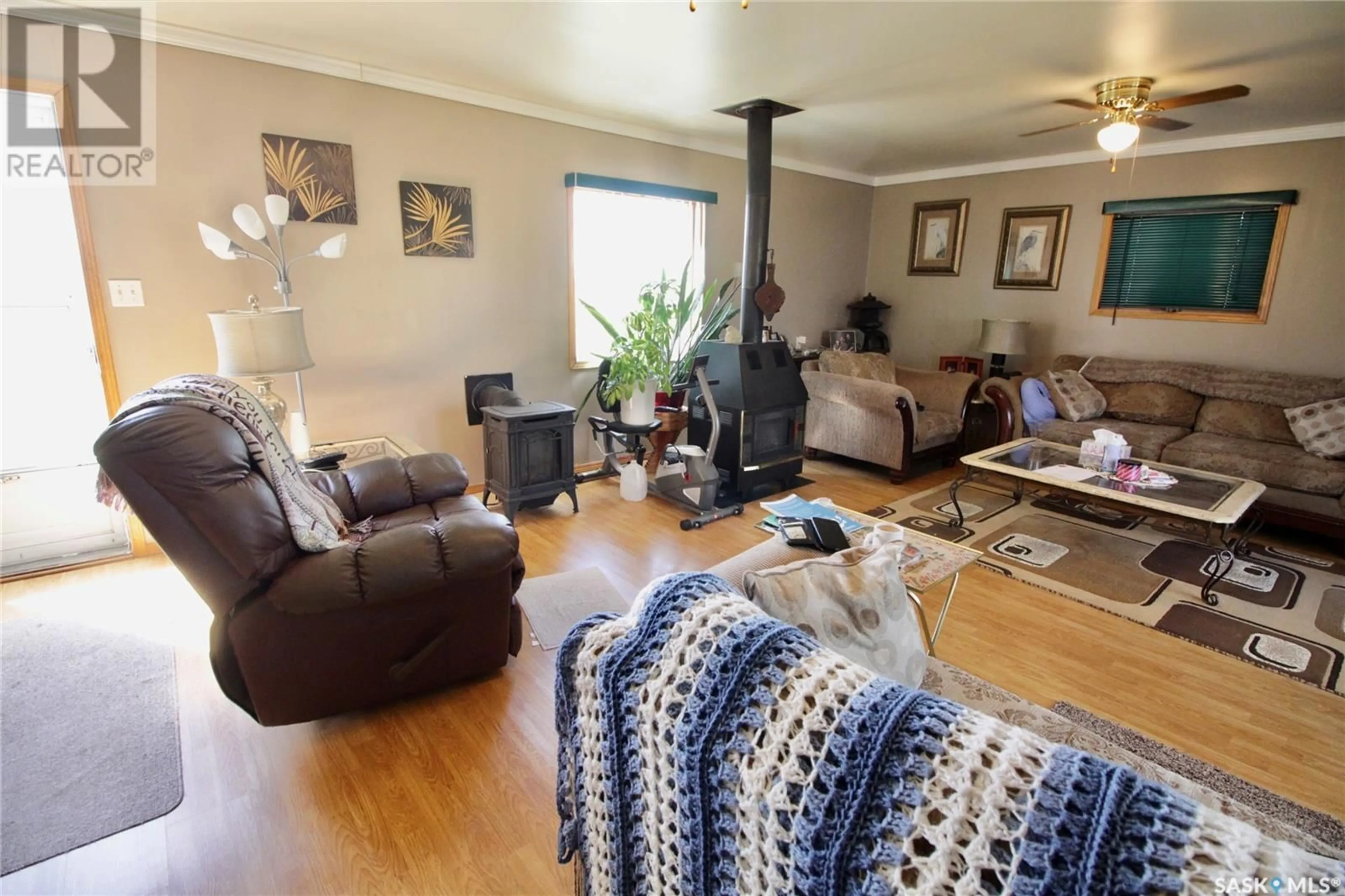 Living room with furniture, unknown for 68 RAILWAY AVENUE, Fairlight Saskatchewan S0G1M0