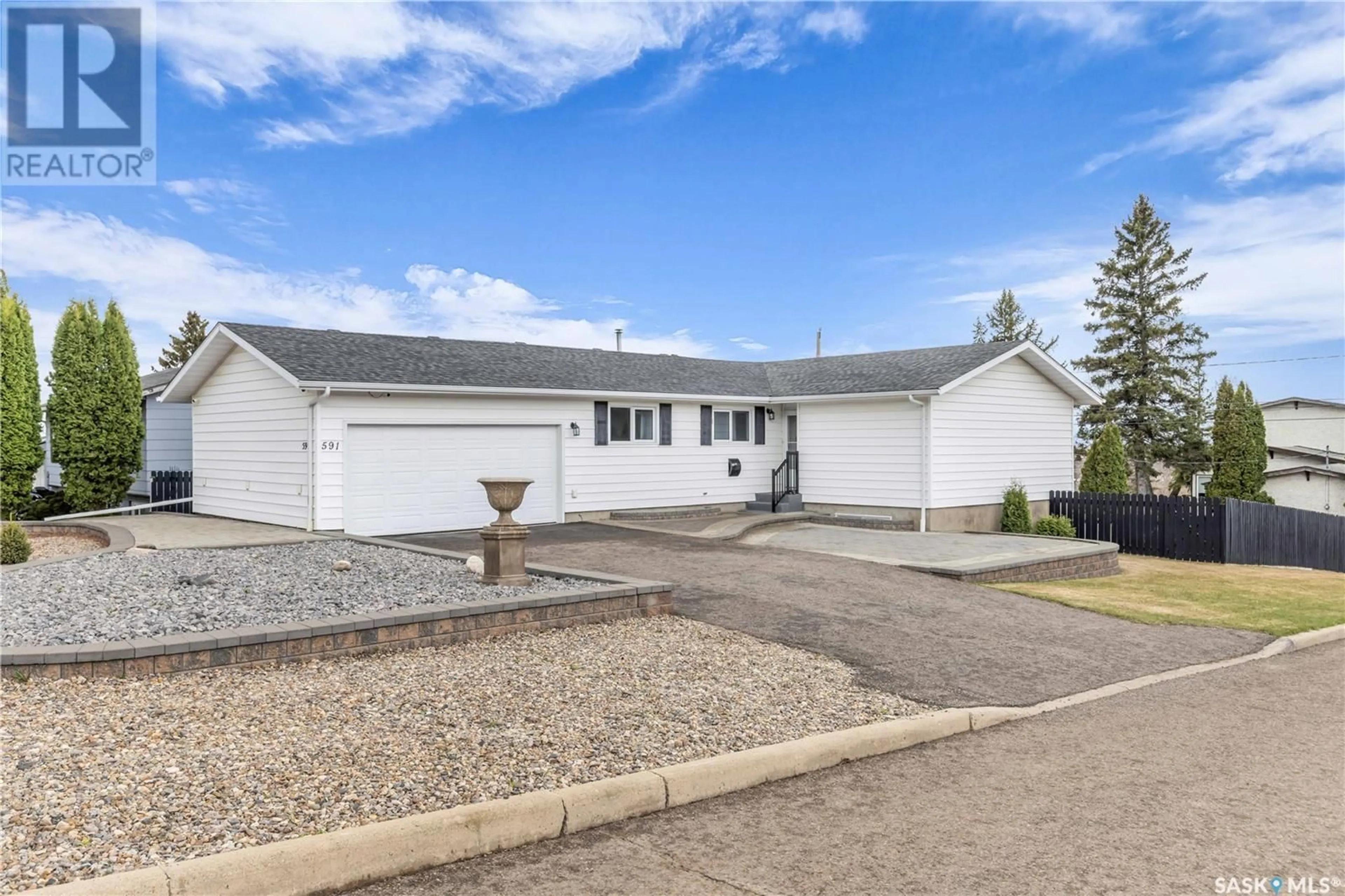 Unknown for 591 100TH STREET, North Battleford Saskatchewan S9A0T3