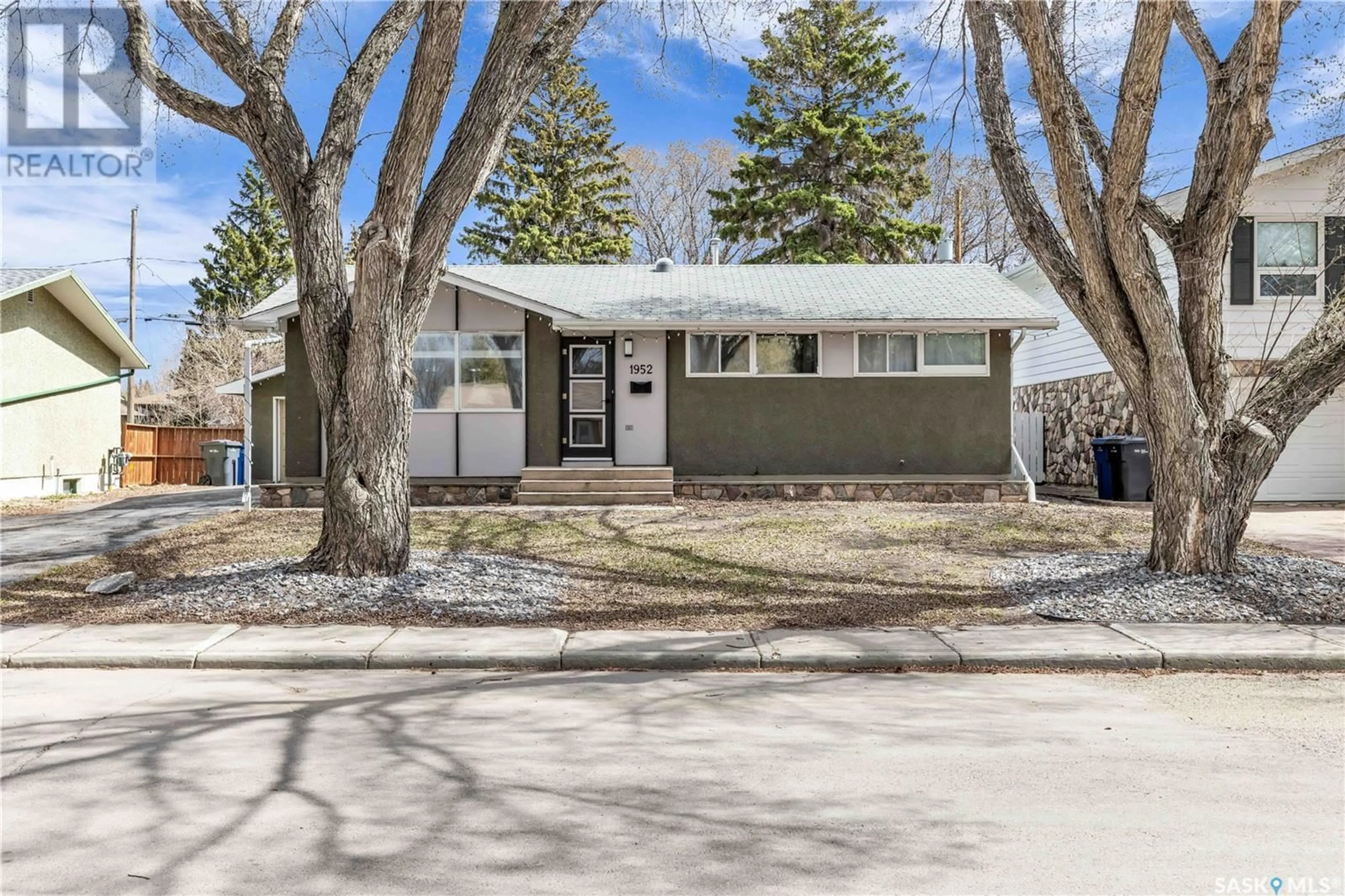 Home with vinyl exterior material, street for 1952 96TH STREET, North Battleford Saskatchewan S9A0J4