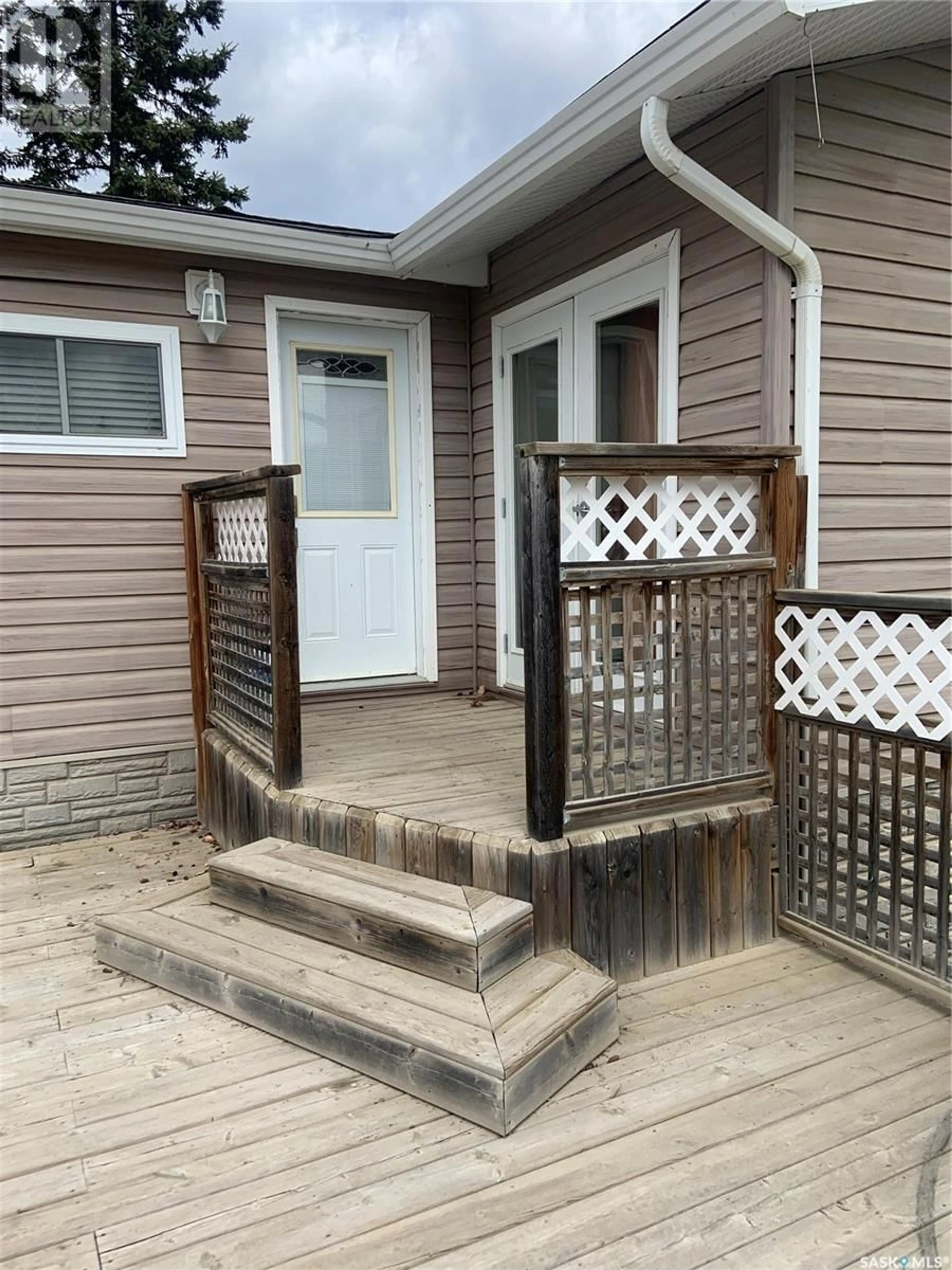 Patio, street for 502 SOUTHSHORE DRIVE, Emma Lake Saskatchewan S0J0N0