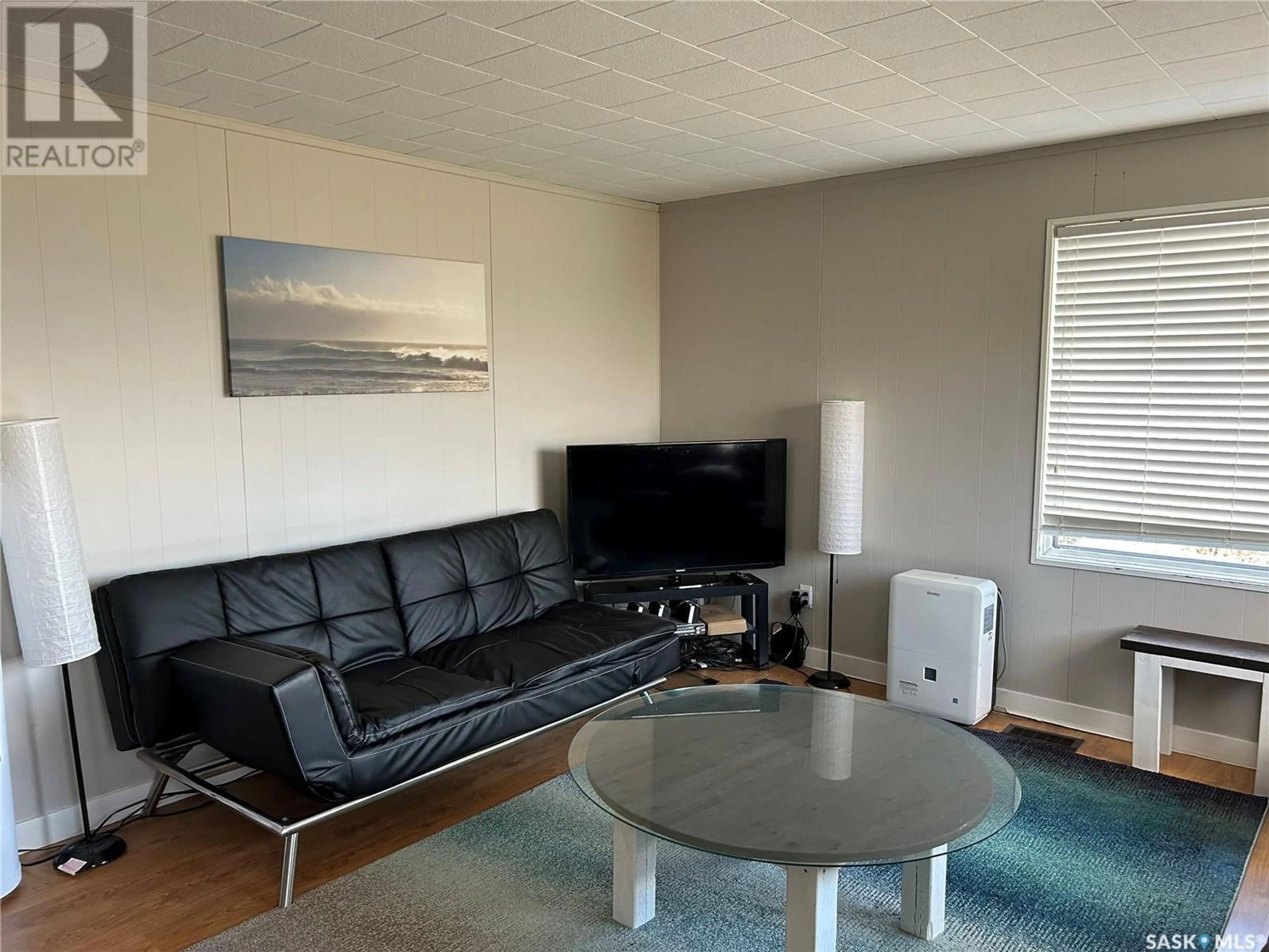 Living room with furniture, unknown for 602 16TH STREET, Regina Beach Saskatchewan S0G4C0