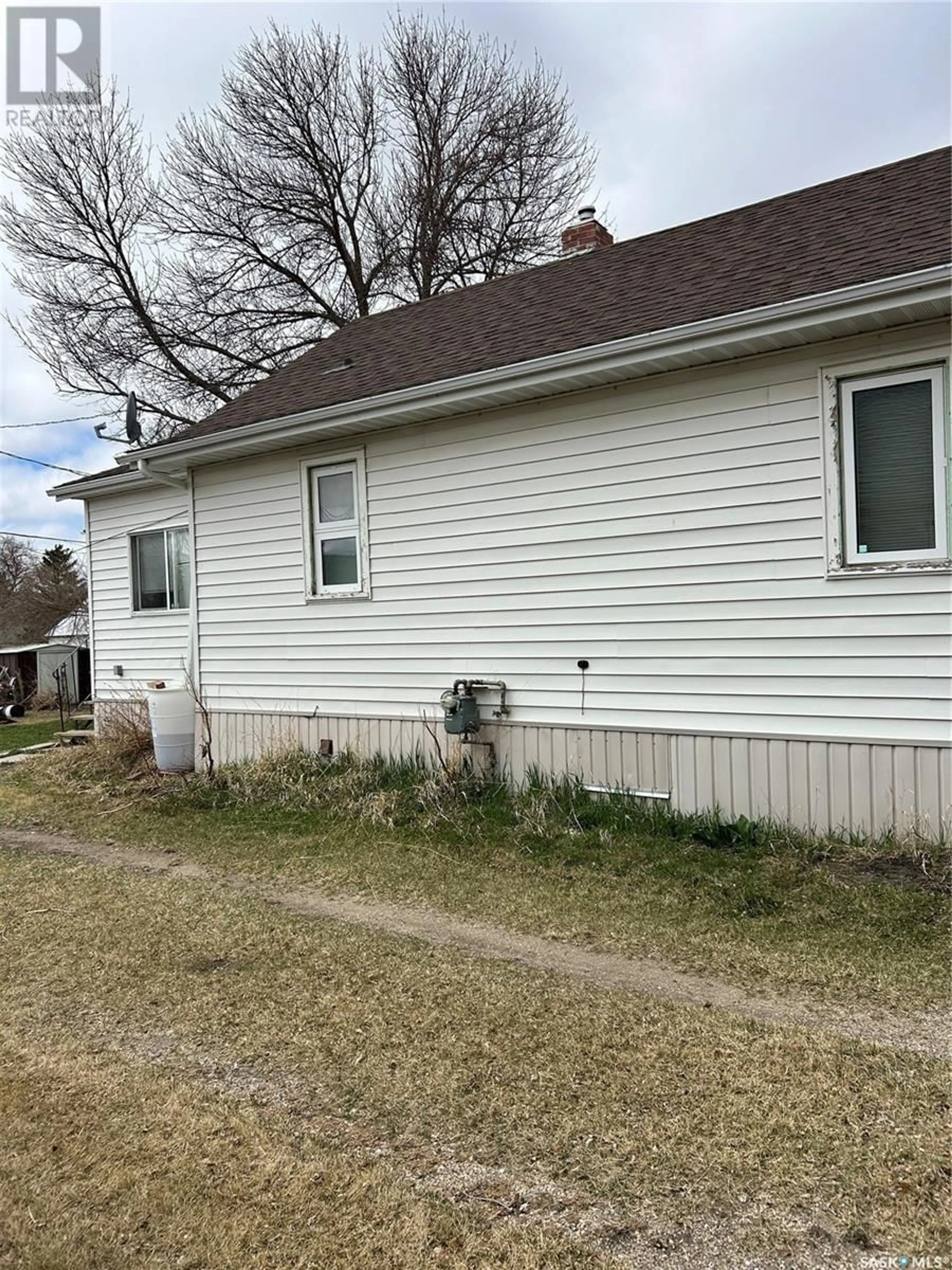Unknown for 103 3RD AVENUE, Kelvington Saskatchewan S0A1W0