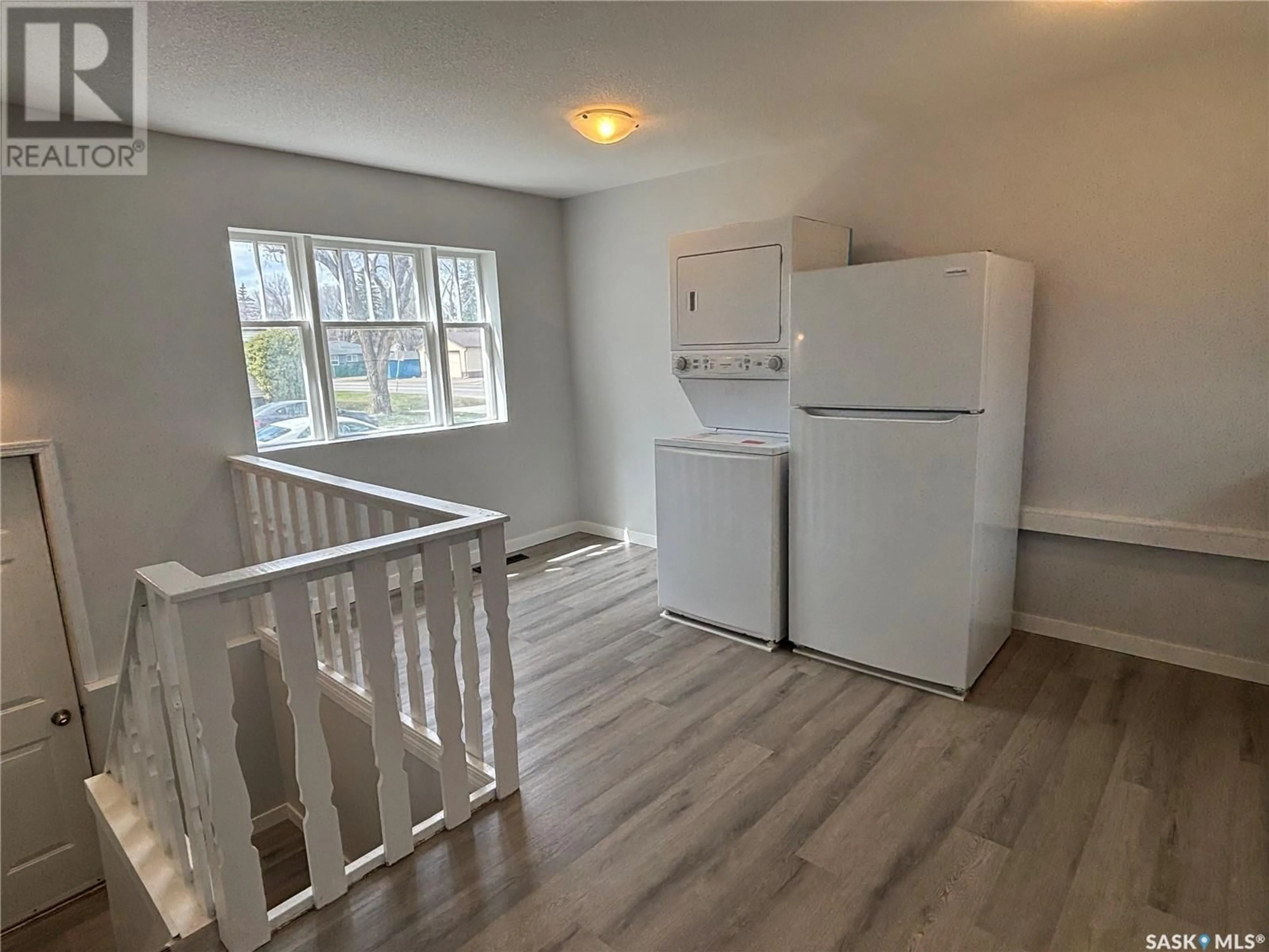 A pic of a room for 1636 C AVENUE, Saskatoon Saskatchewan S7L1L5