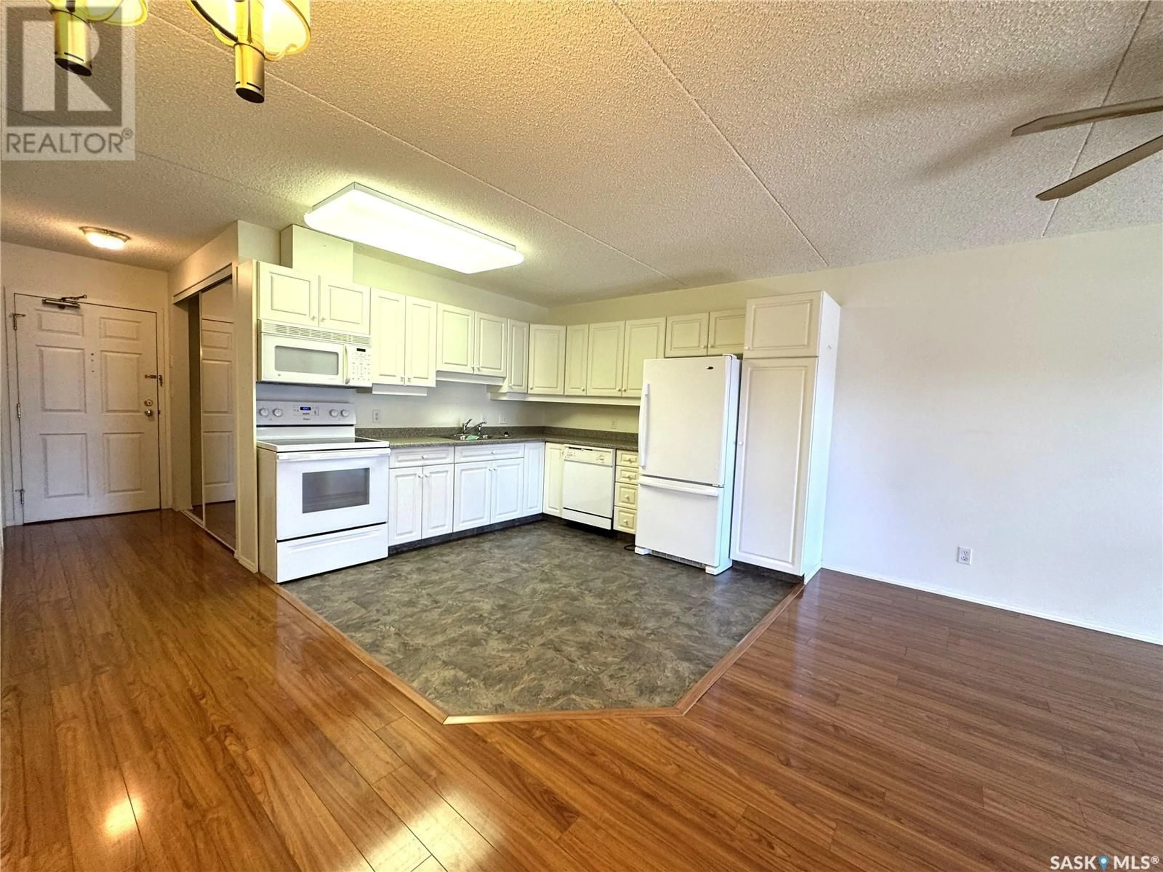 Unknown for 305 740 9TH STREET, Humboldt Saskatchewan S0K2A0