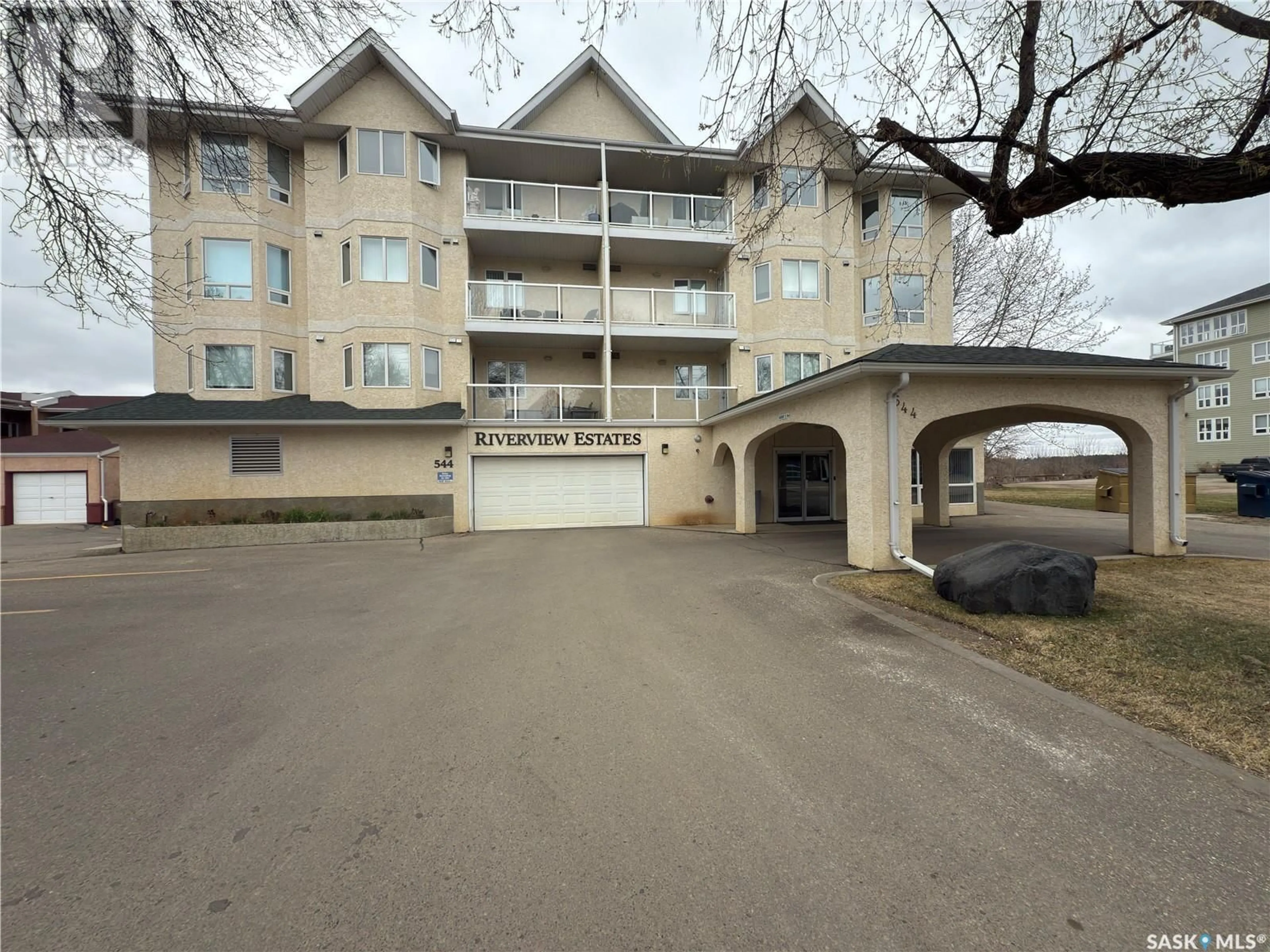 A pic from outside/outdoor area/front of a property/back of a property/a pic from drone, unknown for 204 - 544 RIVER STREET, Prince Albert Saskatchewan S6V0A6