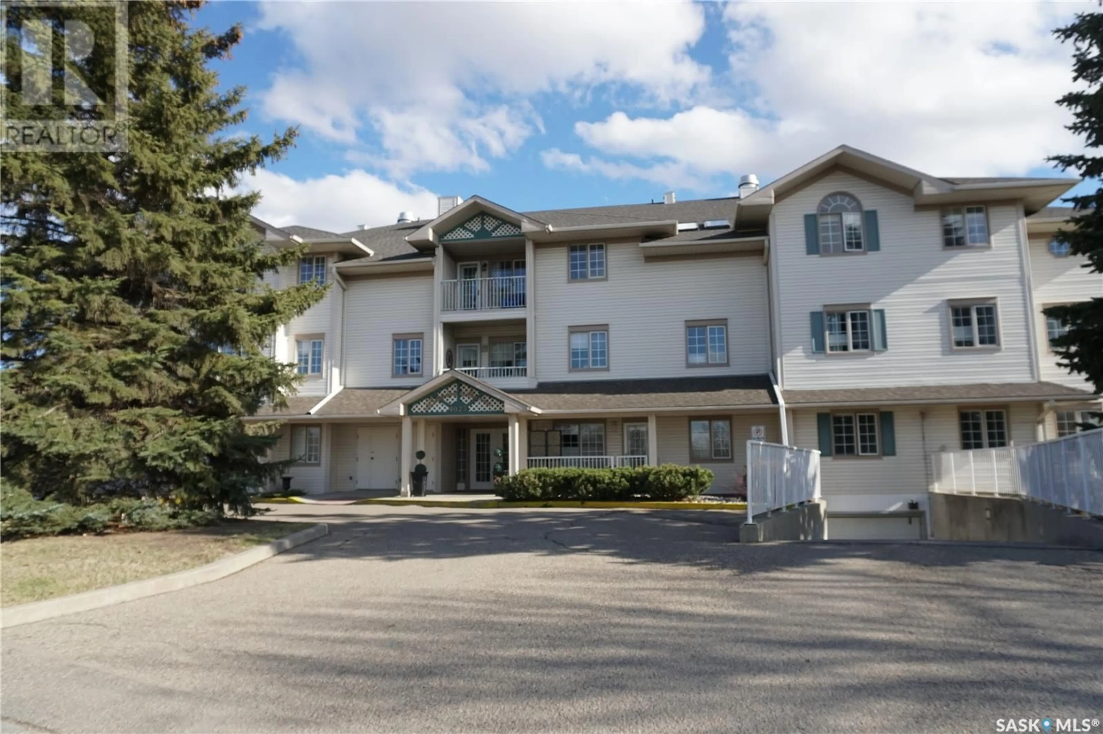 Unknown for 206 - 4025 HILL AVENUE, Regina Saskatchewan S4S0X7