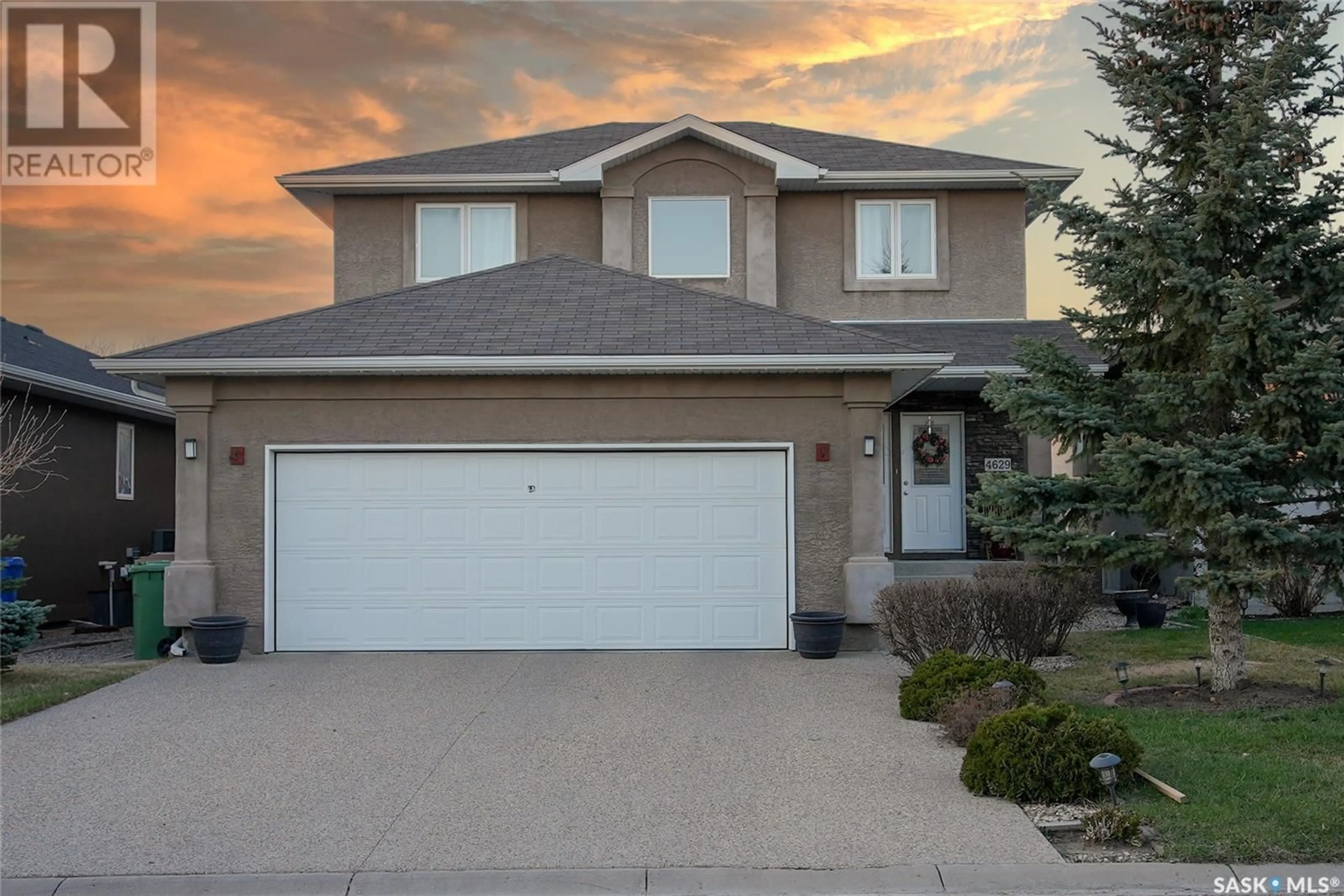 Home with vinyl exterior material, street for 4629 MALCOLM DRIVE, Regina Saskatchewan S4W0B5
