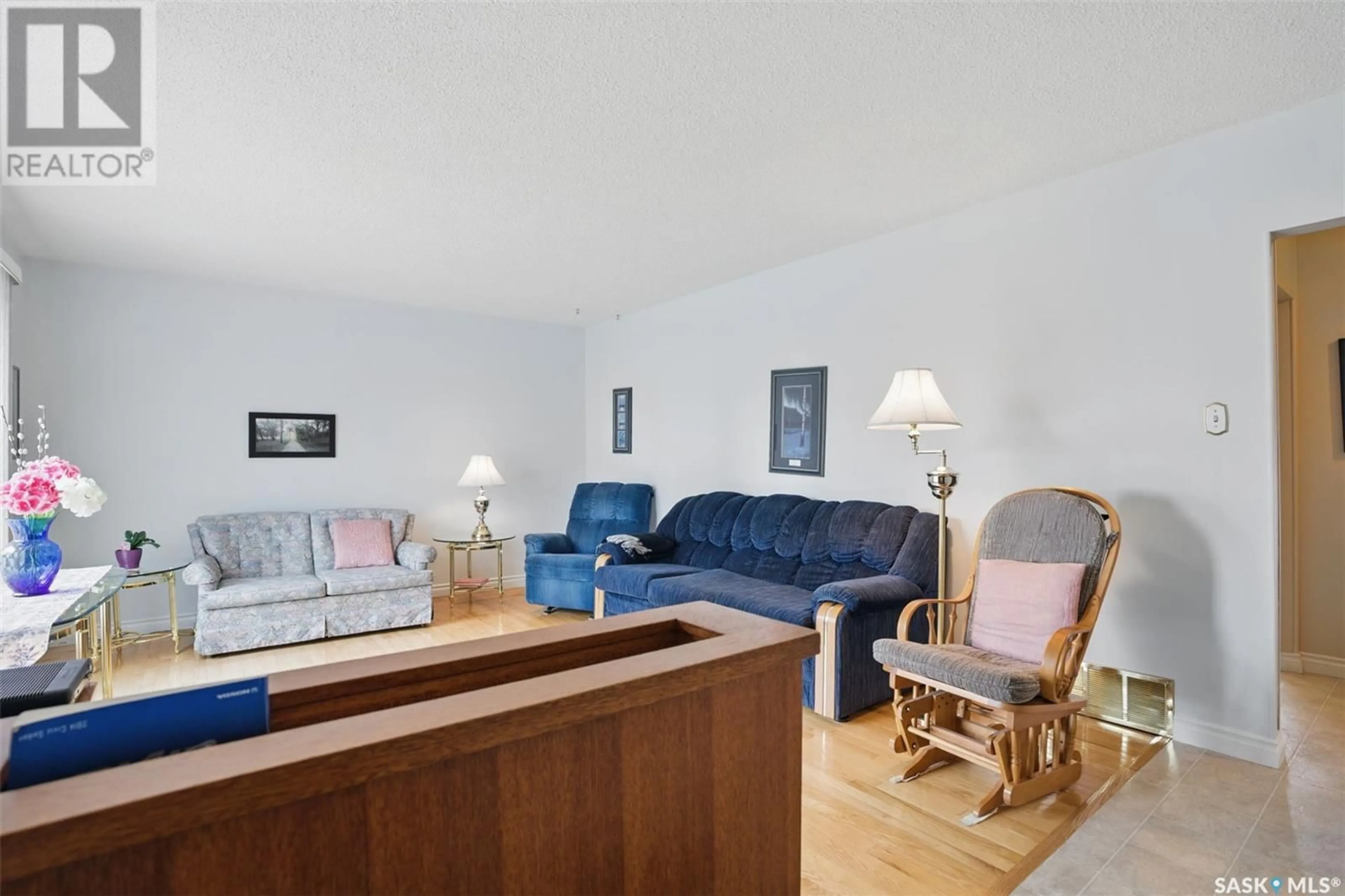 Living room with furniture, unknown for 34 BELL CRESCENT, Saskatoon Saskatchewan S7J2W3