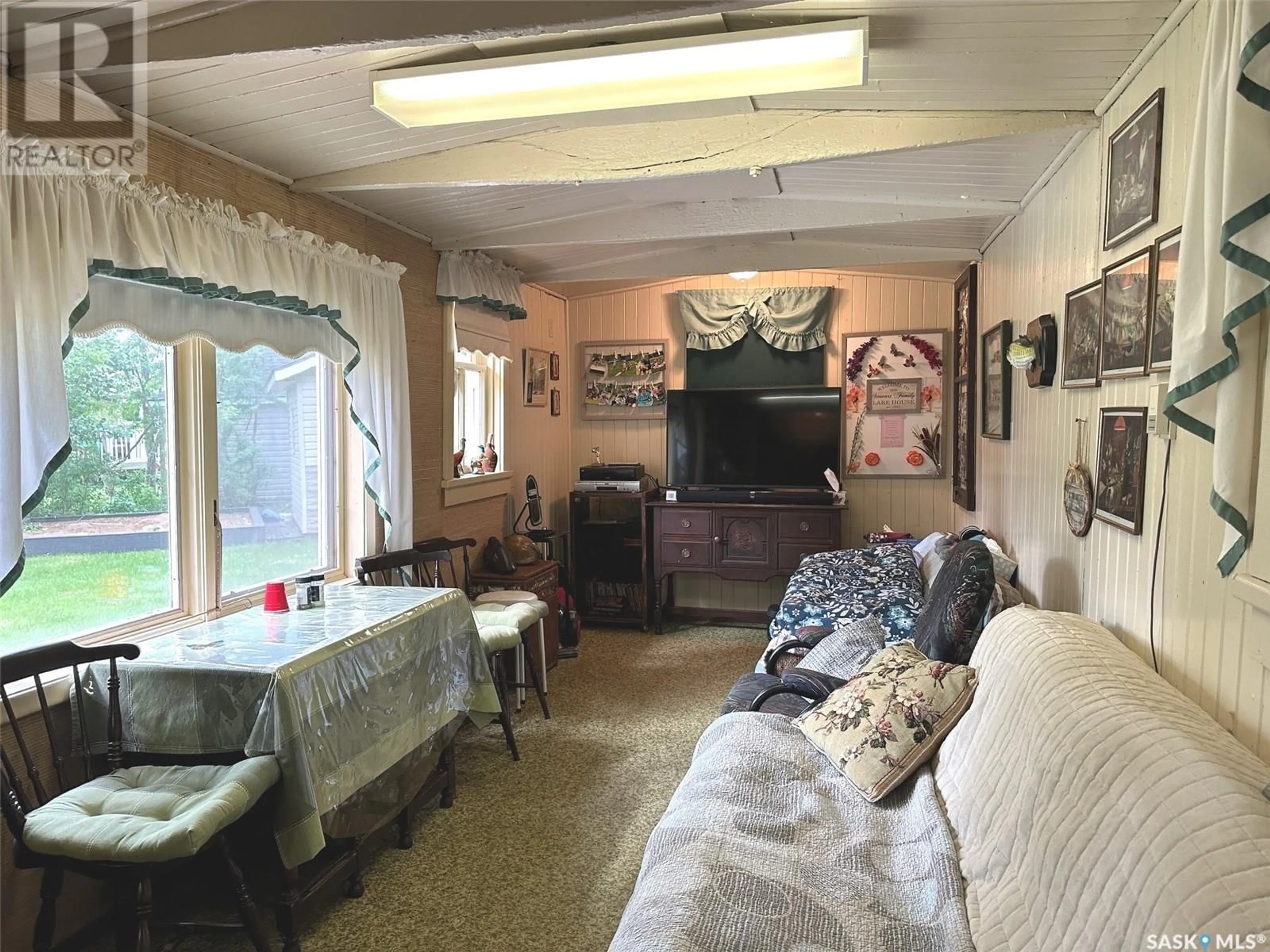 A pic of a room for 336 BRENTON STREET, Katepwa Beach Saskatchewan S0G2Y0