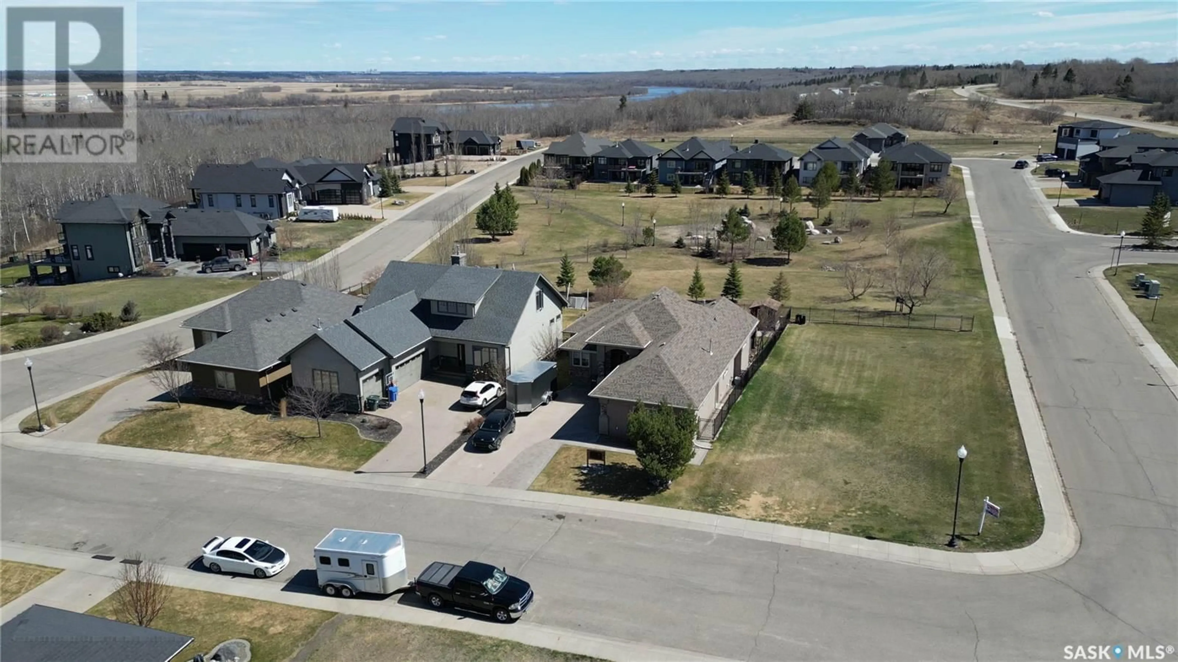 A pic from outside/outdoor area/front of a property/back of a property/a pic from drone, water/lake/river/ocean view for 6 GURNEY CRESCENT, Prince Albert Saskatchewan S6X0A7