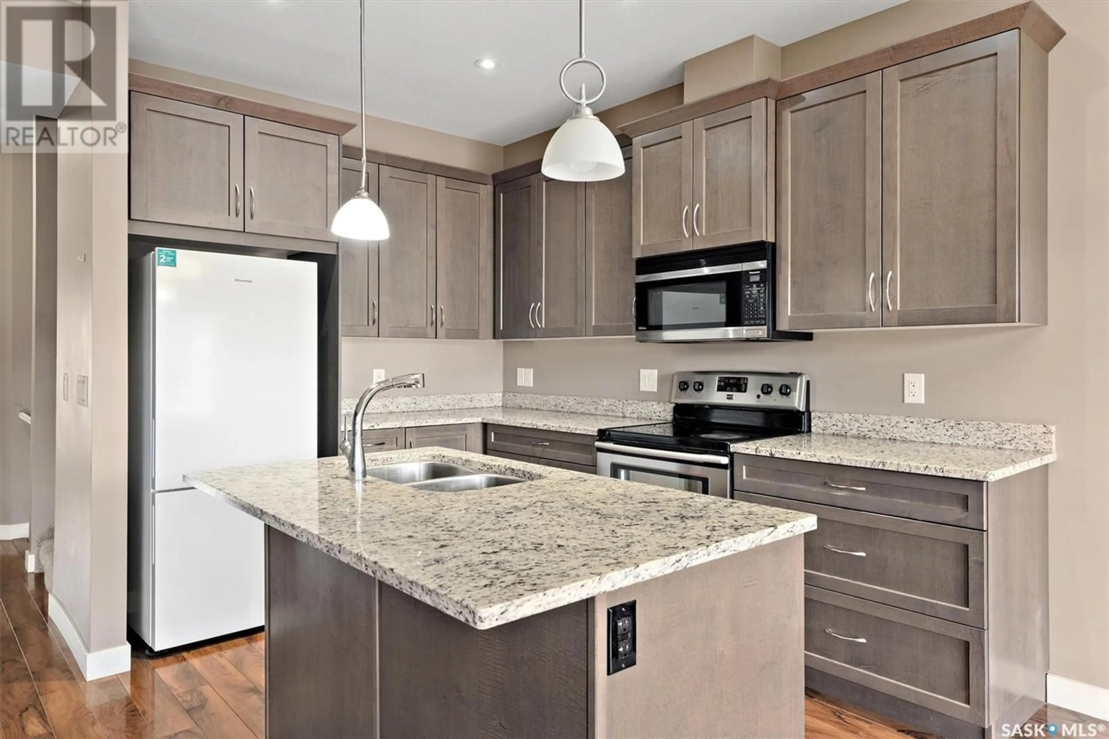 Open concept kitchen, unknown for 123 115 SHEPHERD CRESCENT, Saskatoon Saskatchewan S7W0P8