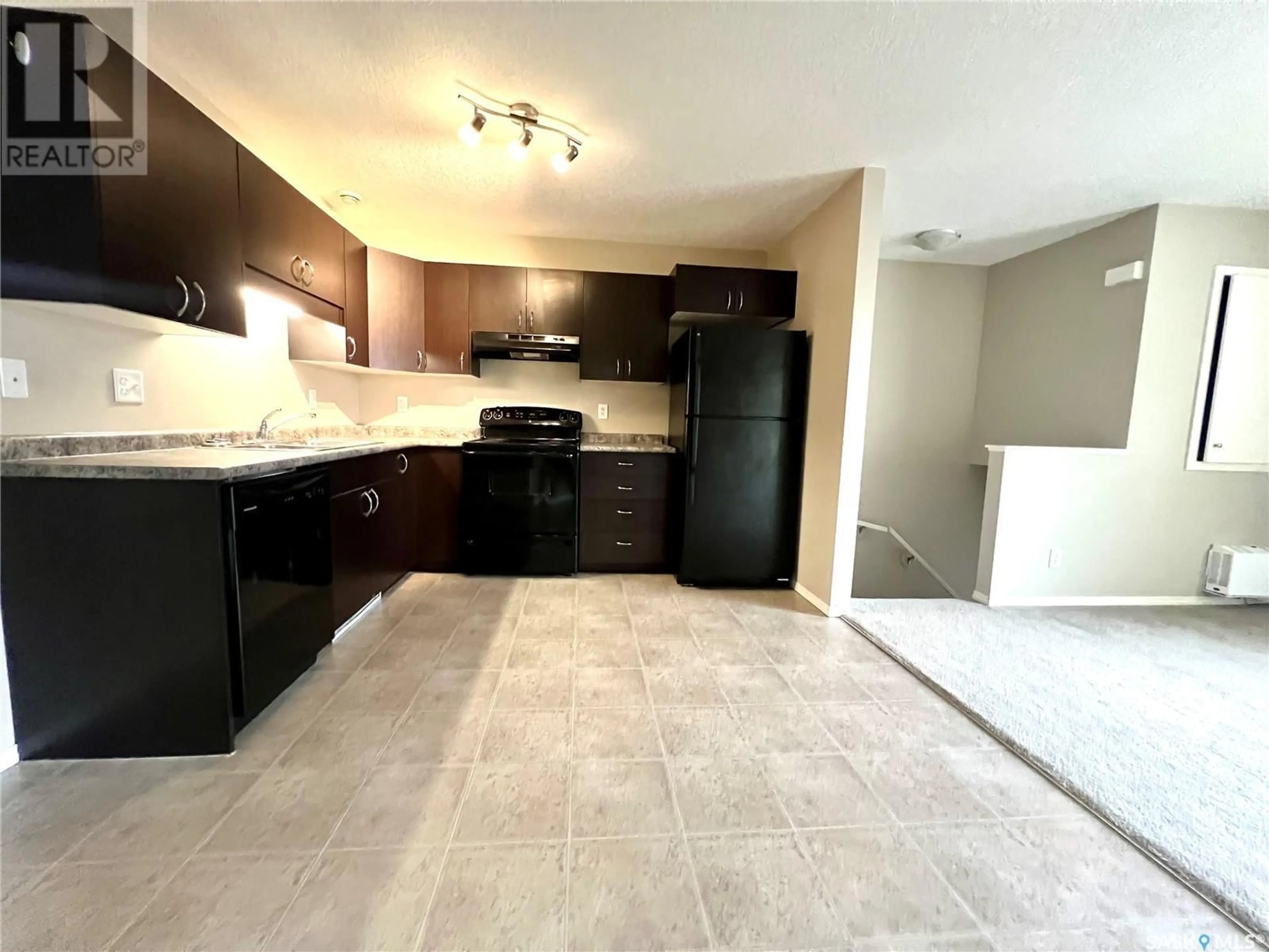 Unknown for 700 - 322 BATTLEFORD TRAIL, Swift Current Saskatchewan S9H4V9