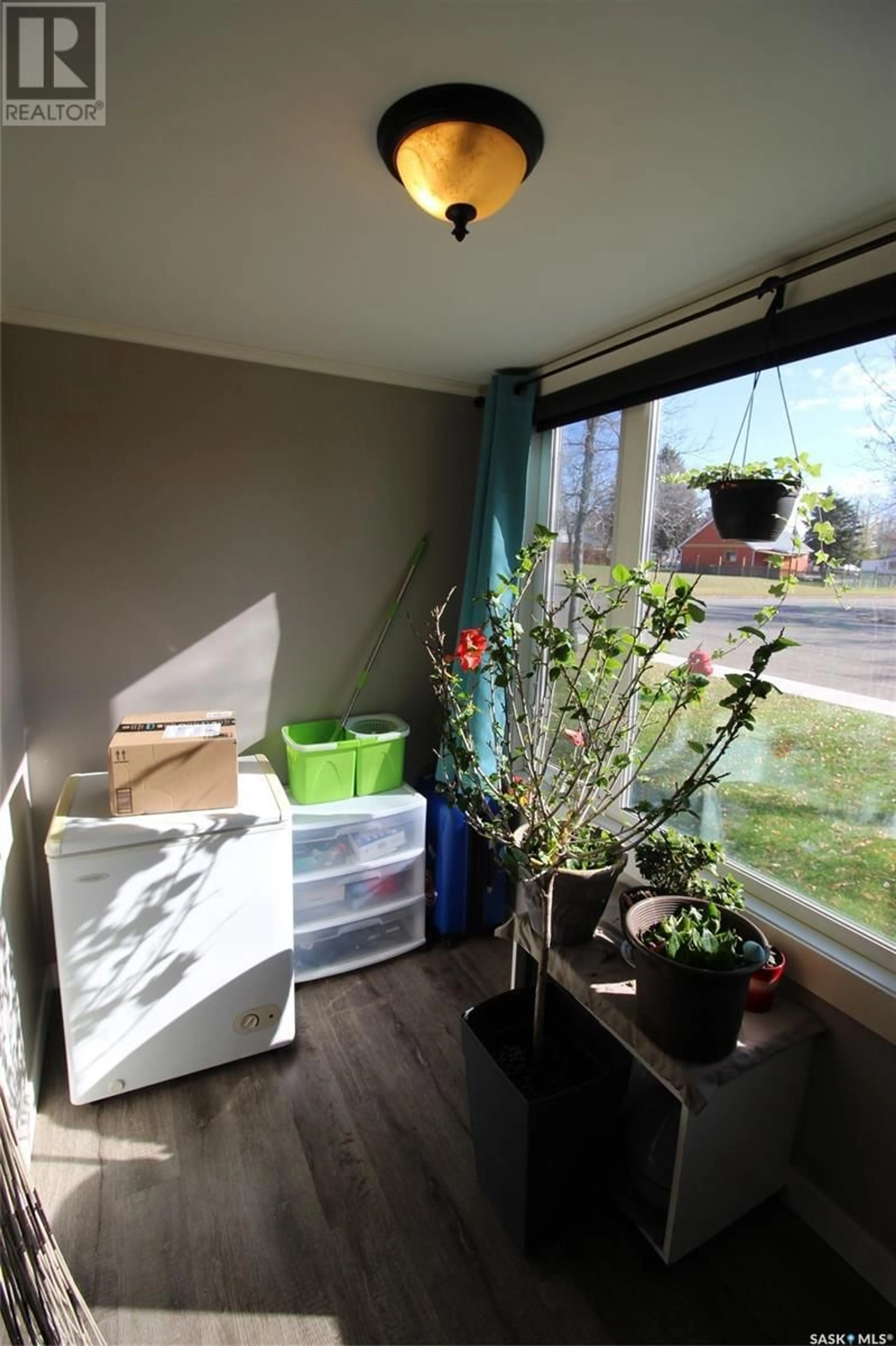 A pic of a room for 387 3RD AVENUE, Shaunavon Saskatchewan S0N2M0
