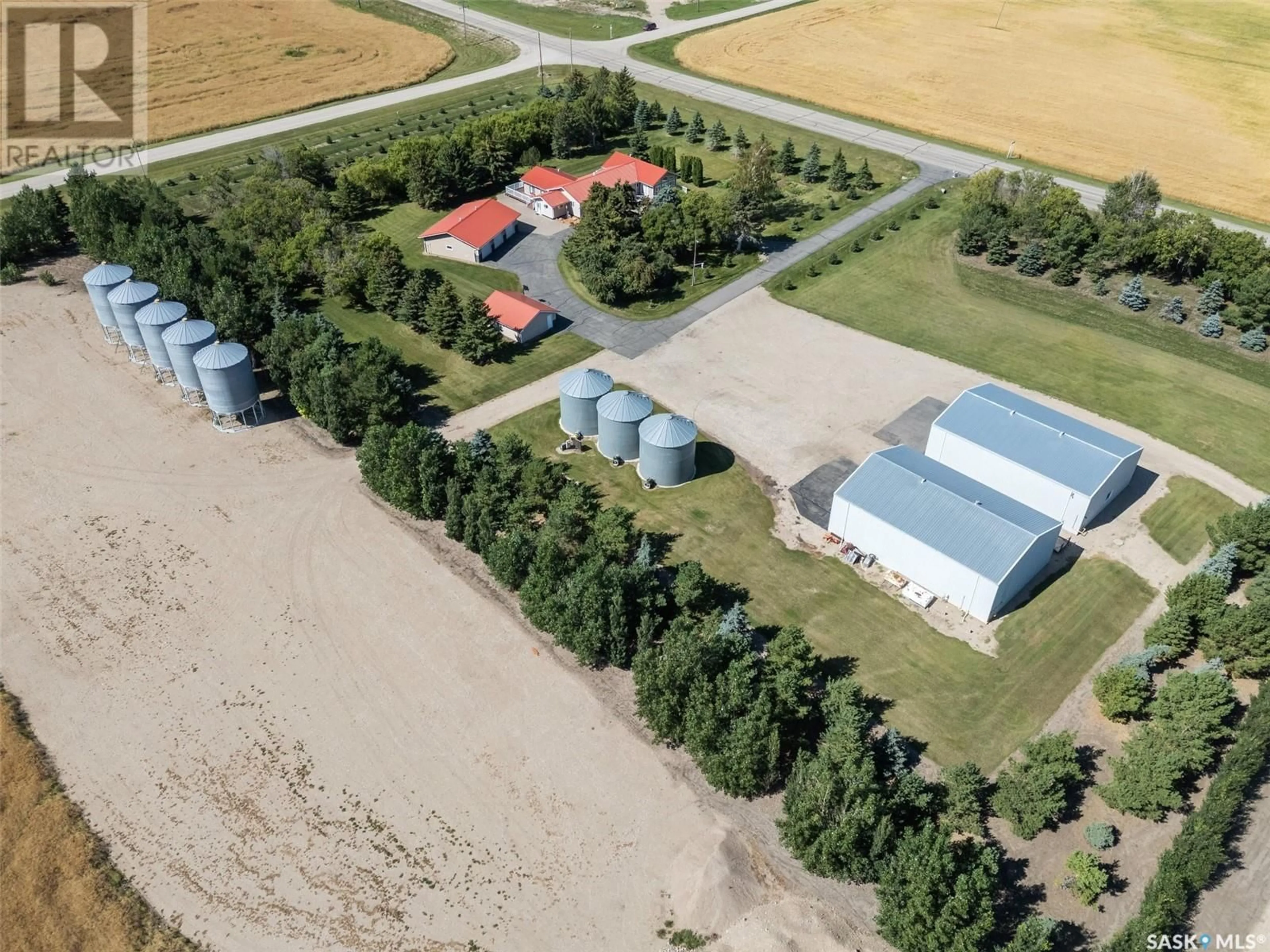 A pic from outside/outdoor area/front of a property/back of a property/a pic from drone, building for MERRIFIELD ACREAGE, Usborne Rm No. 310 Saskatchewan S0K4T0