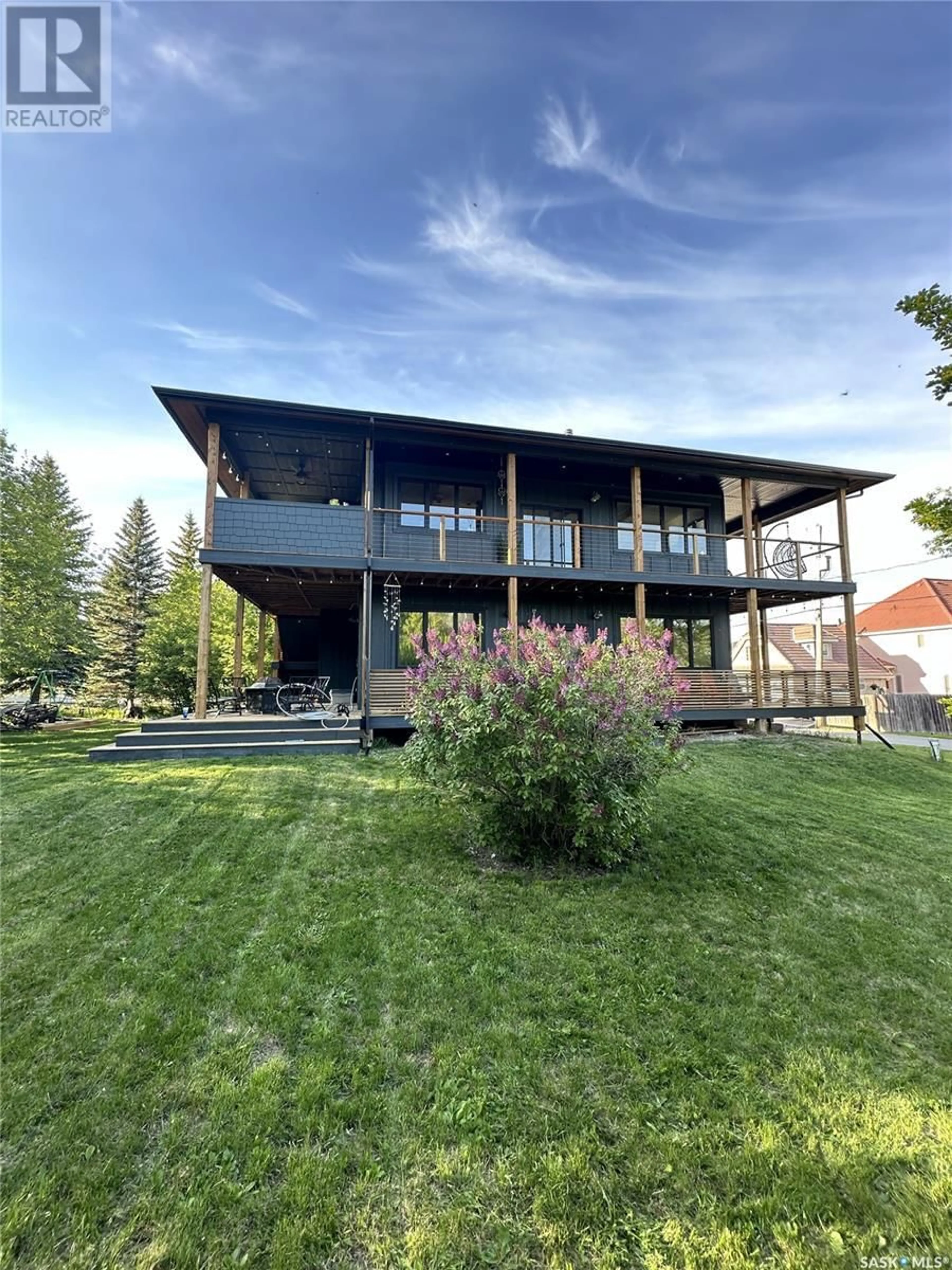 Home with vinyl exterior material, mountain view for 98 GROVE STREET, Echo Lake Saskatchewan S0G1S0