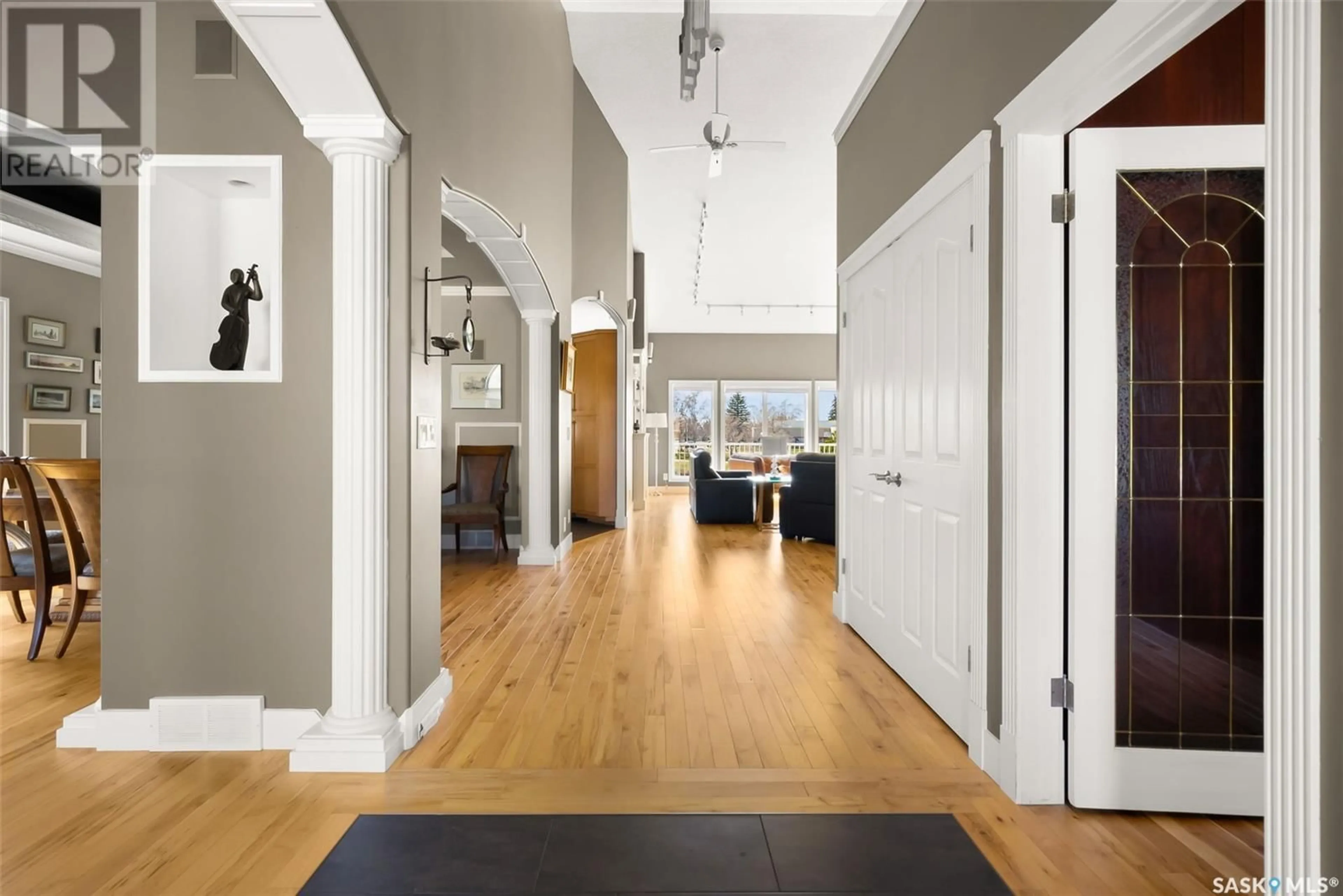 Indoor entryway for 3208 WINCHESTER ROAD, Regina Saskatchewan S4V2T4