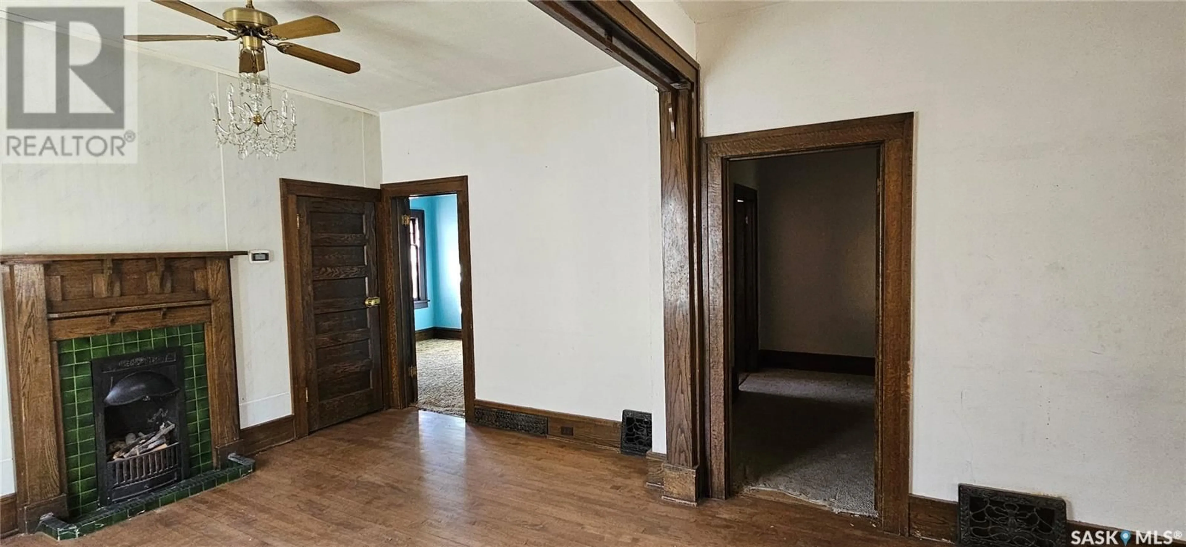 A pic of a room for 414 2ND AVENUE, Swift Current Saskatchewan S9H0P3
