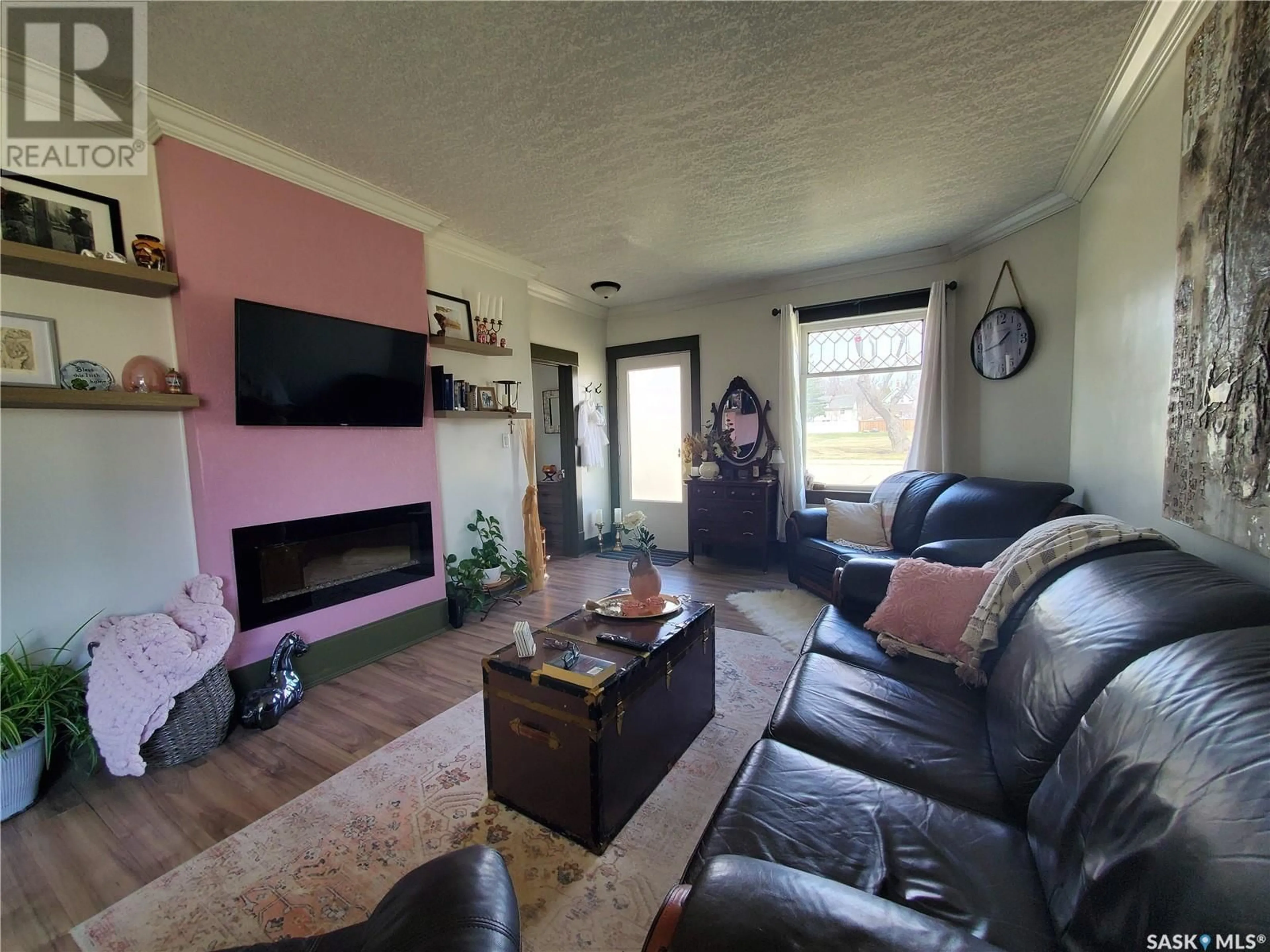 Living room with furniture, unknown for 302 THIRD STREET, Kamsack Saskatchewan S0A1S0