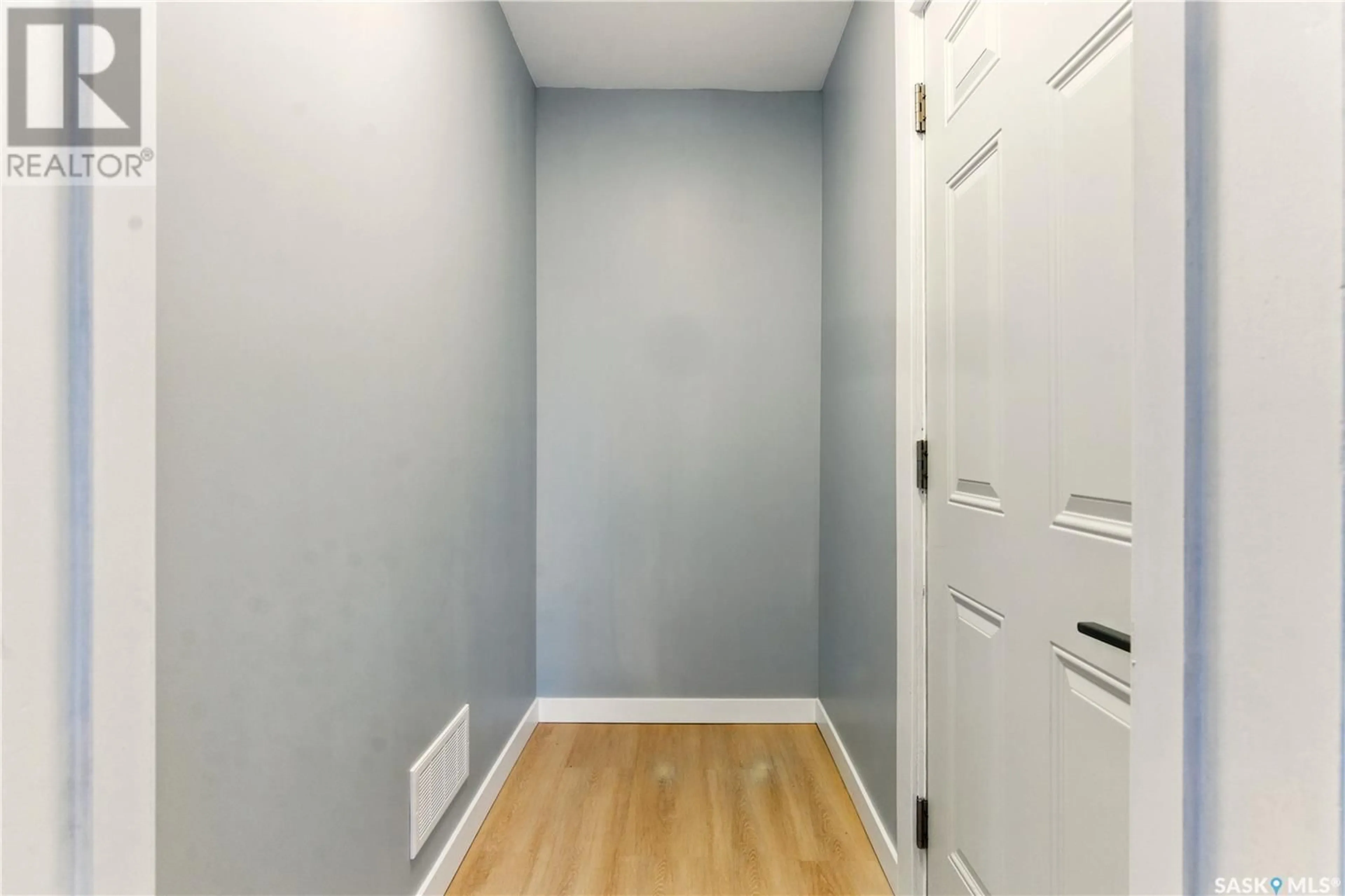 A pic of a room for 1012 WALLACE STREET, Regina Saskatchewan S4N3Y8