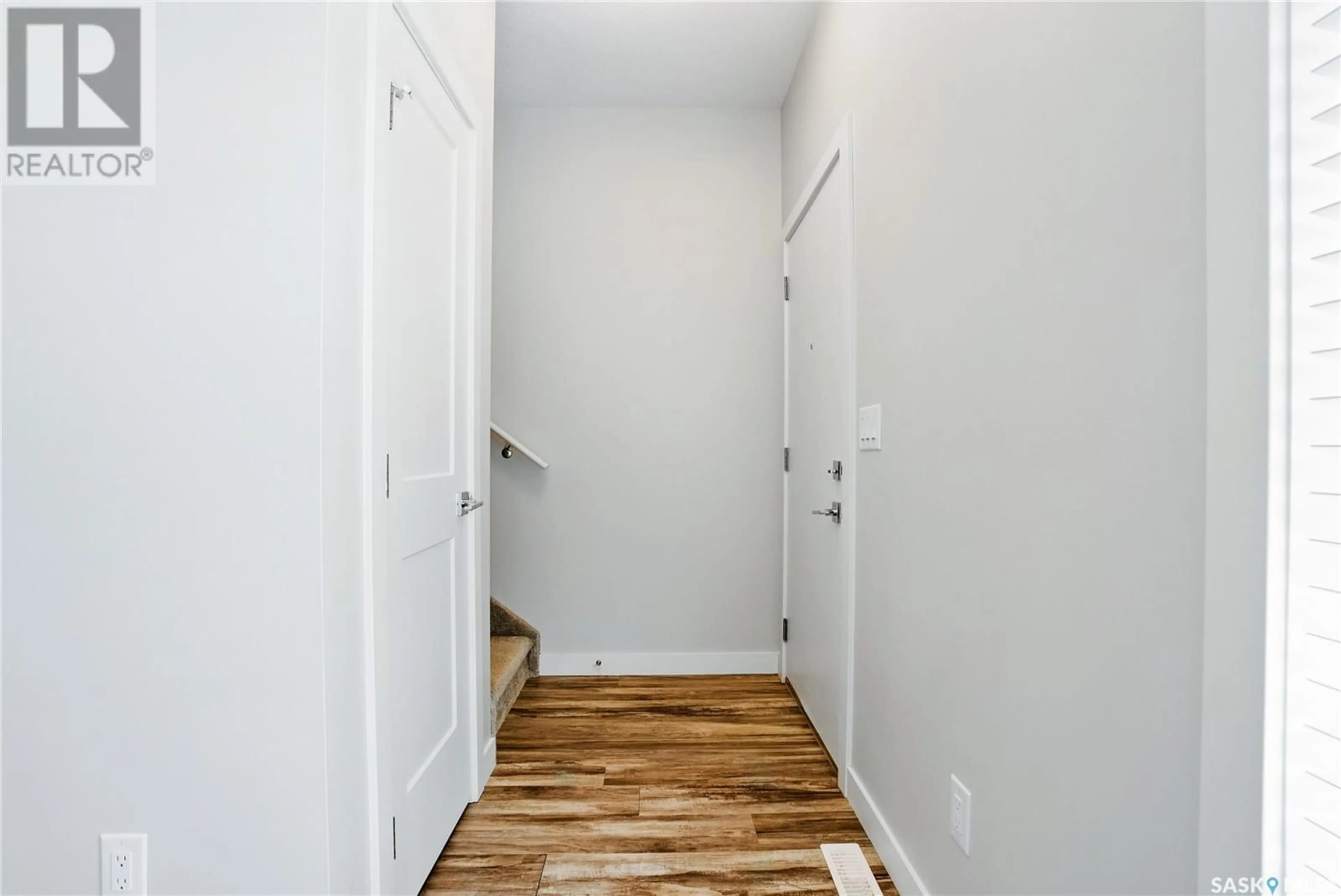 Indoor entryway for 24 619 EVERGREEN BOULEVARD, Saskatoon Saskatchewan S7W0Y7