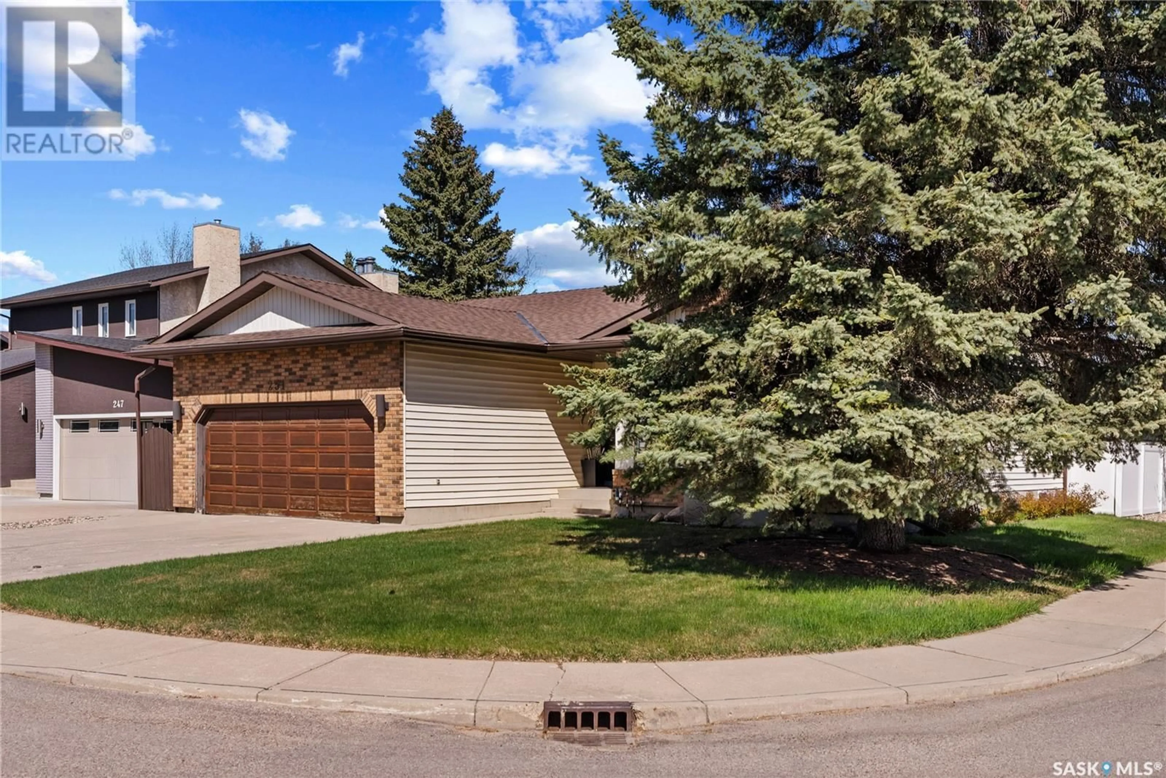 Unknown for 251 SEBESTYEN TERRACE, Saskatoon Saskatchewan S7K6R8