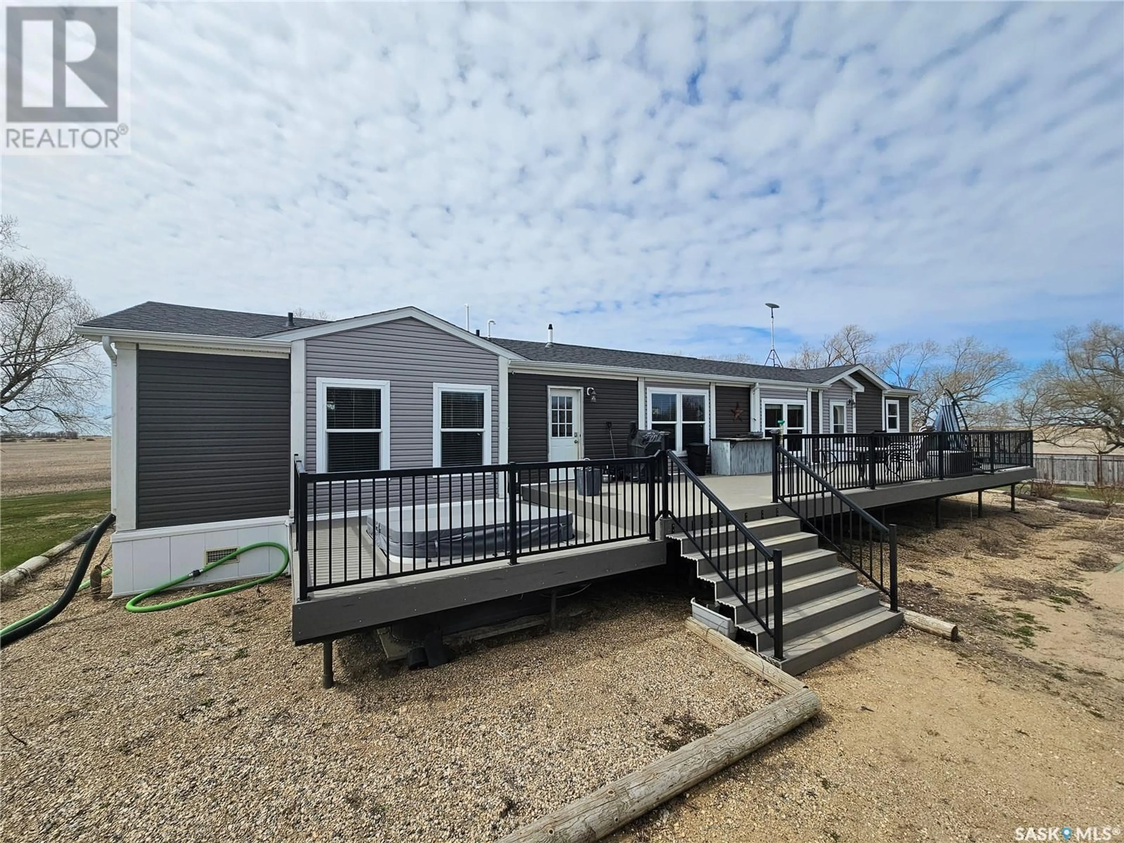 Home with vinyl exterior material, unknown for ARCOLA, Brock Rm No. 64 Saskatchewan S0C0G0