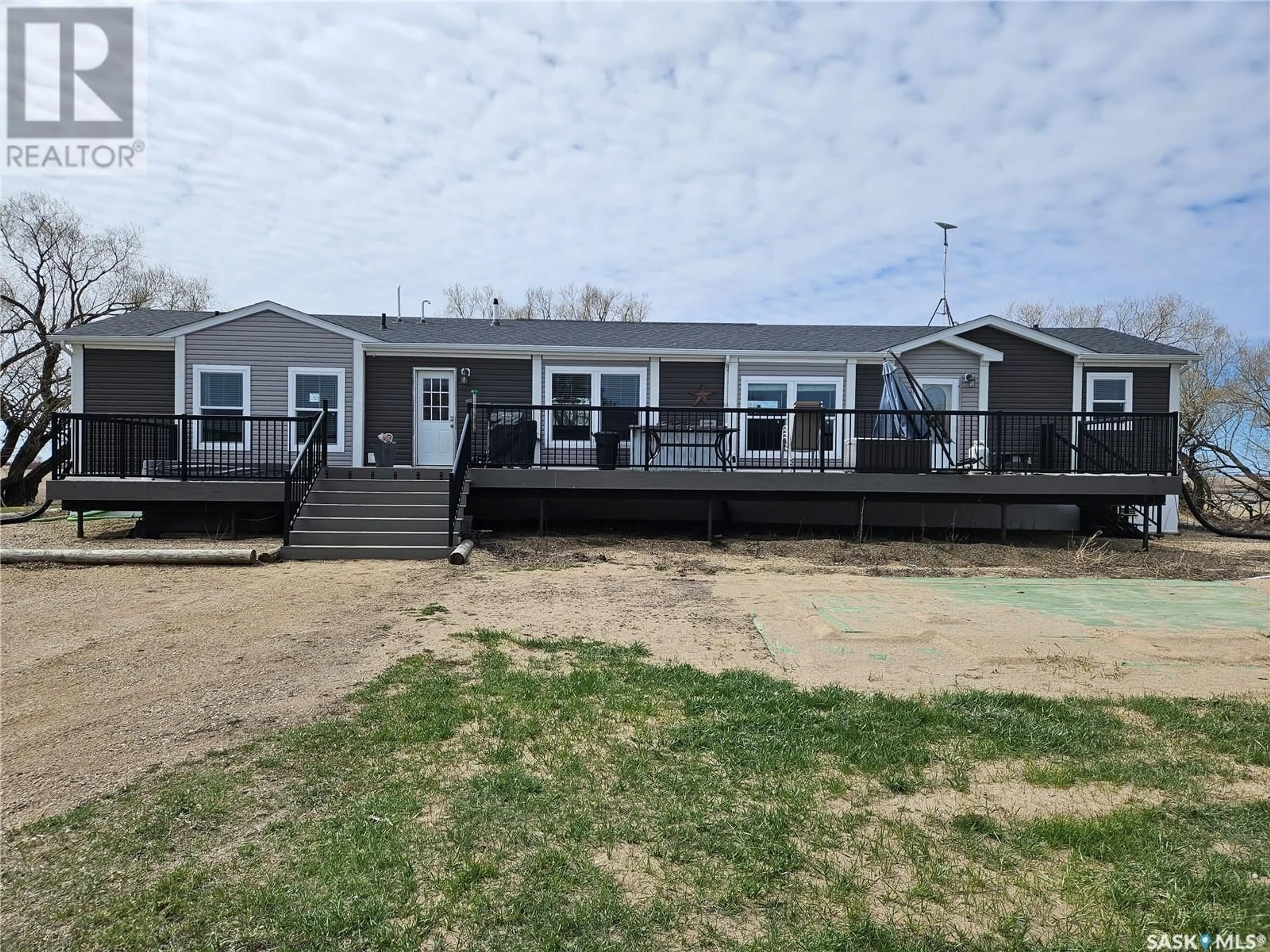 A pic from outside/outdoor area/front of a property/back of a property/a pic from drone, water/lake/river/ocean view for ARCOLA, Brock Rm No. 64 Saskatchewan S0C0G0