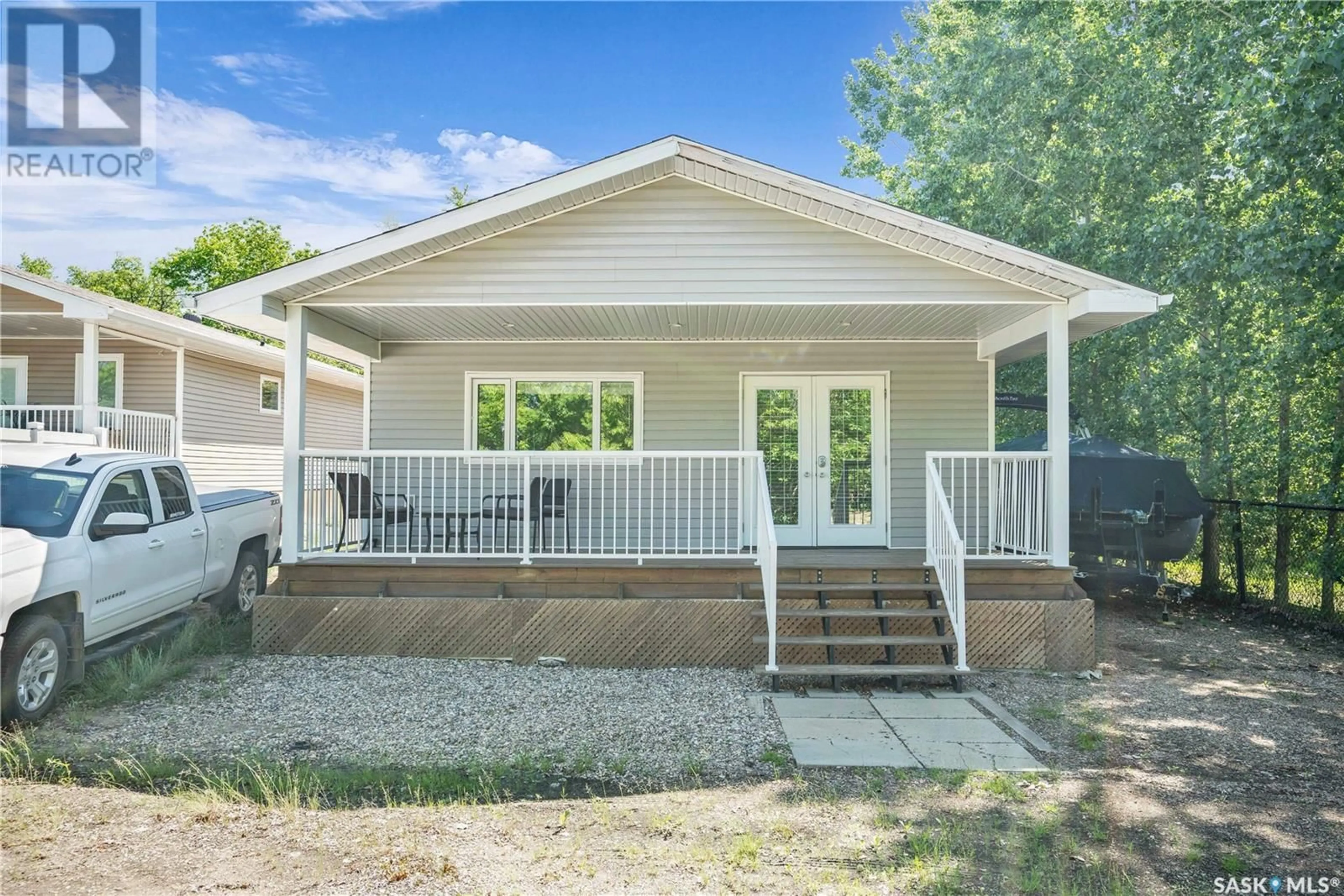 Home with vinyl exterior material, street for 607 BRIGHTON STREET, Saskatchewan Beach Saskatchewan S0G4L0